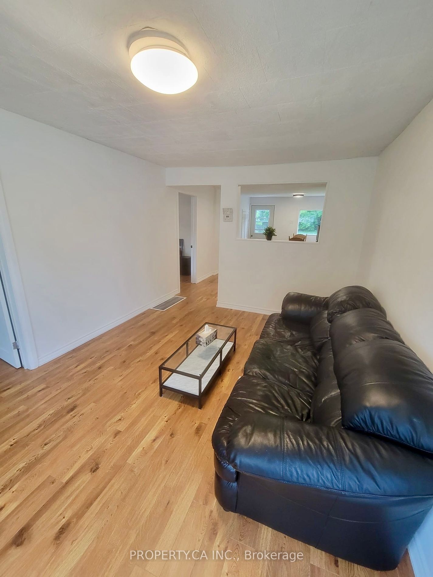 208 Bayview Avenue
