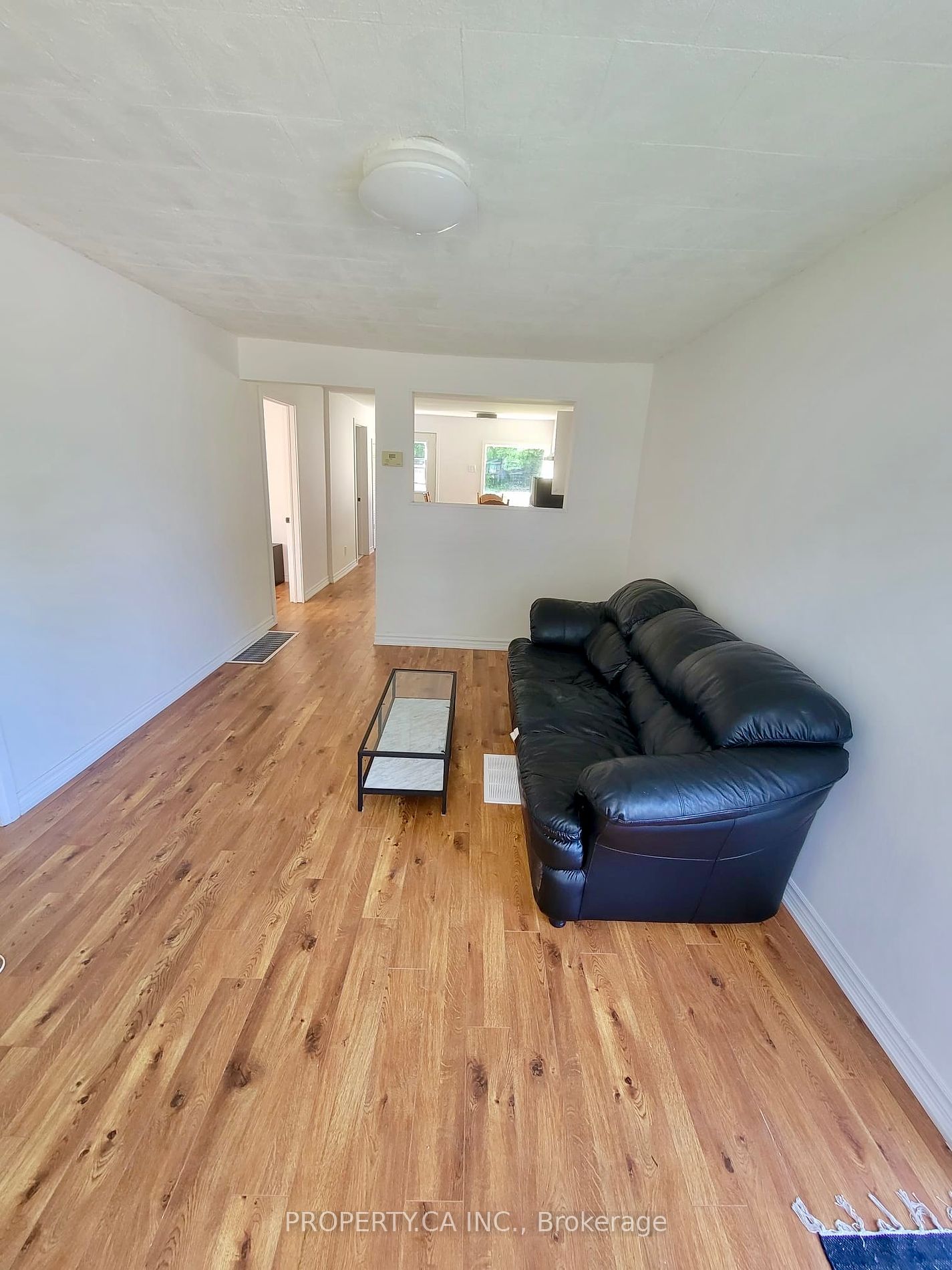 208 Bayview Avenue