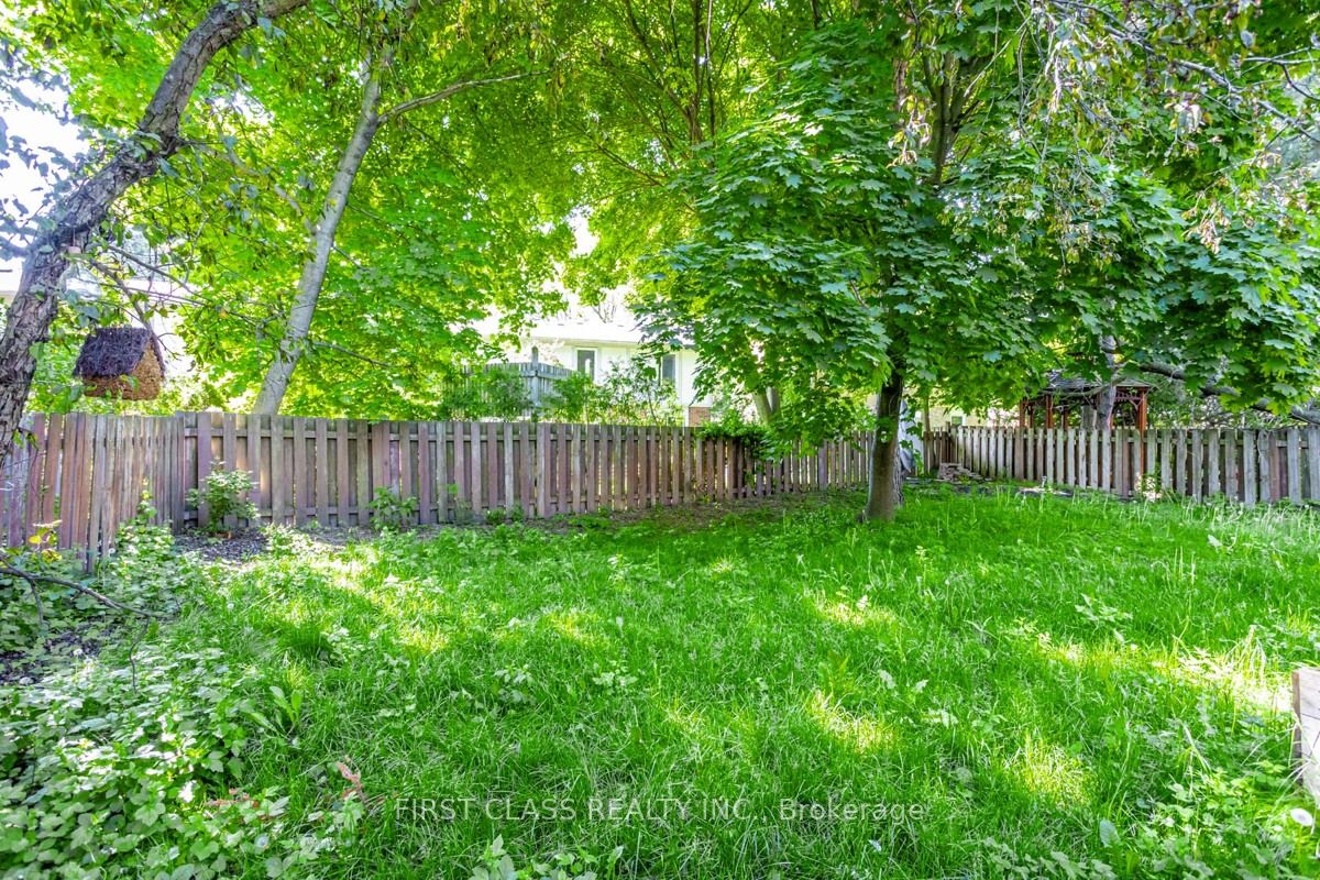 74 Innisbrook Crescent