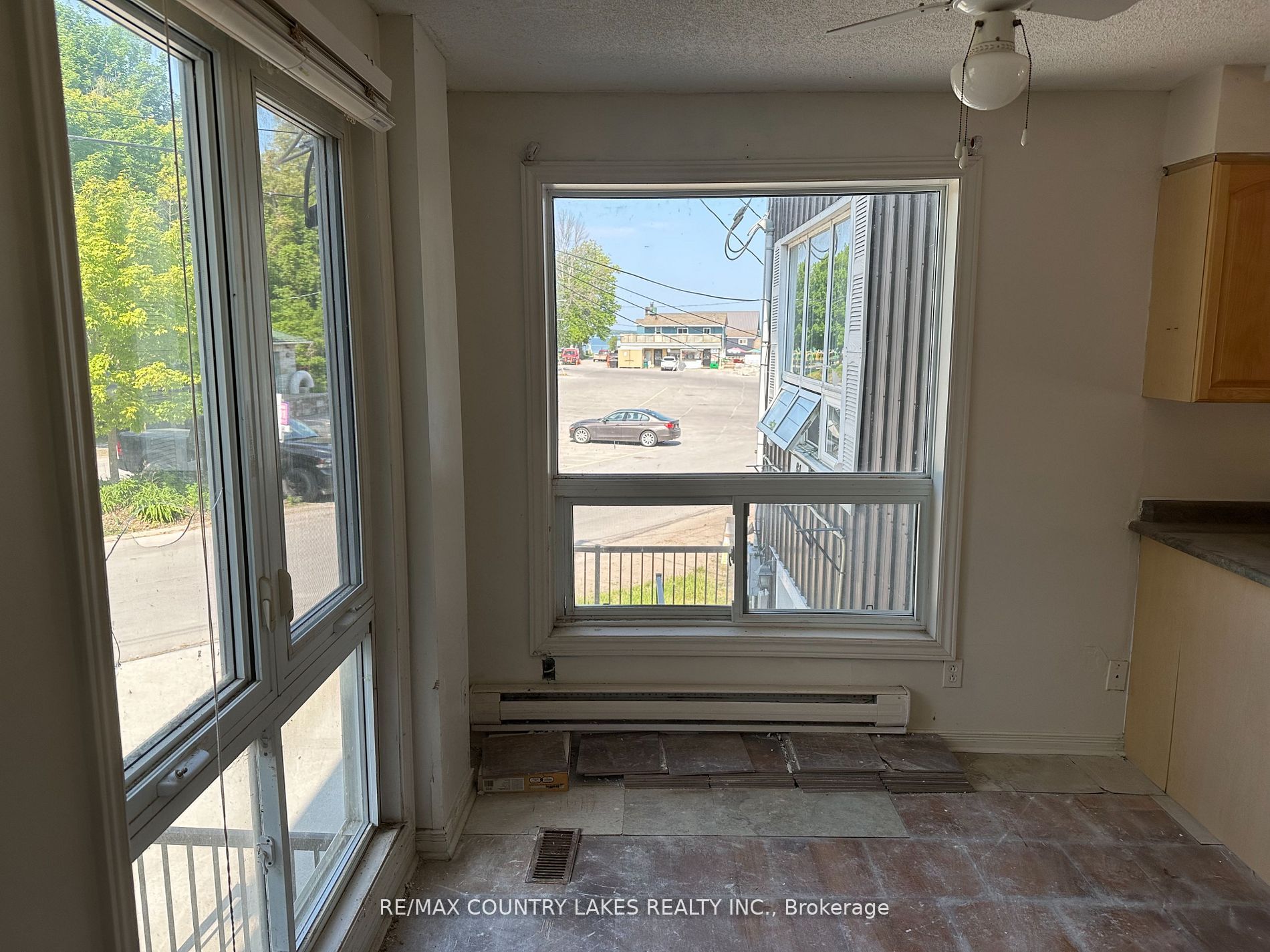 66 Harbour Park Crescent