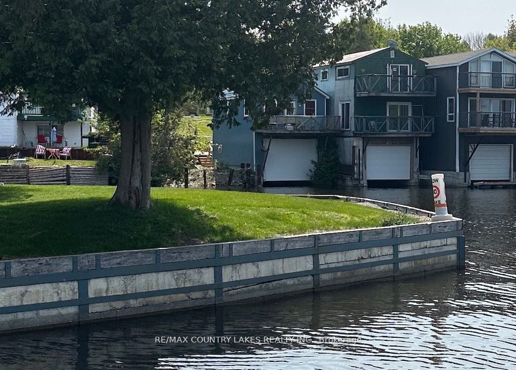 66 Harbour Park Crescent