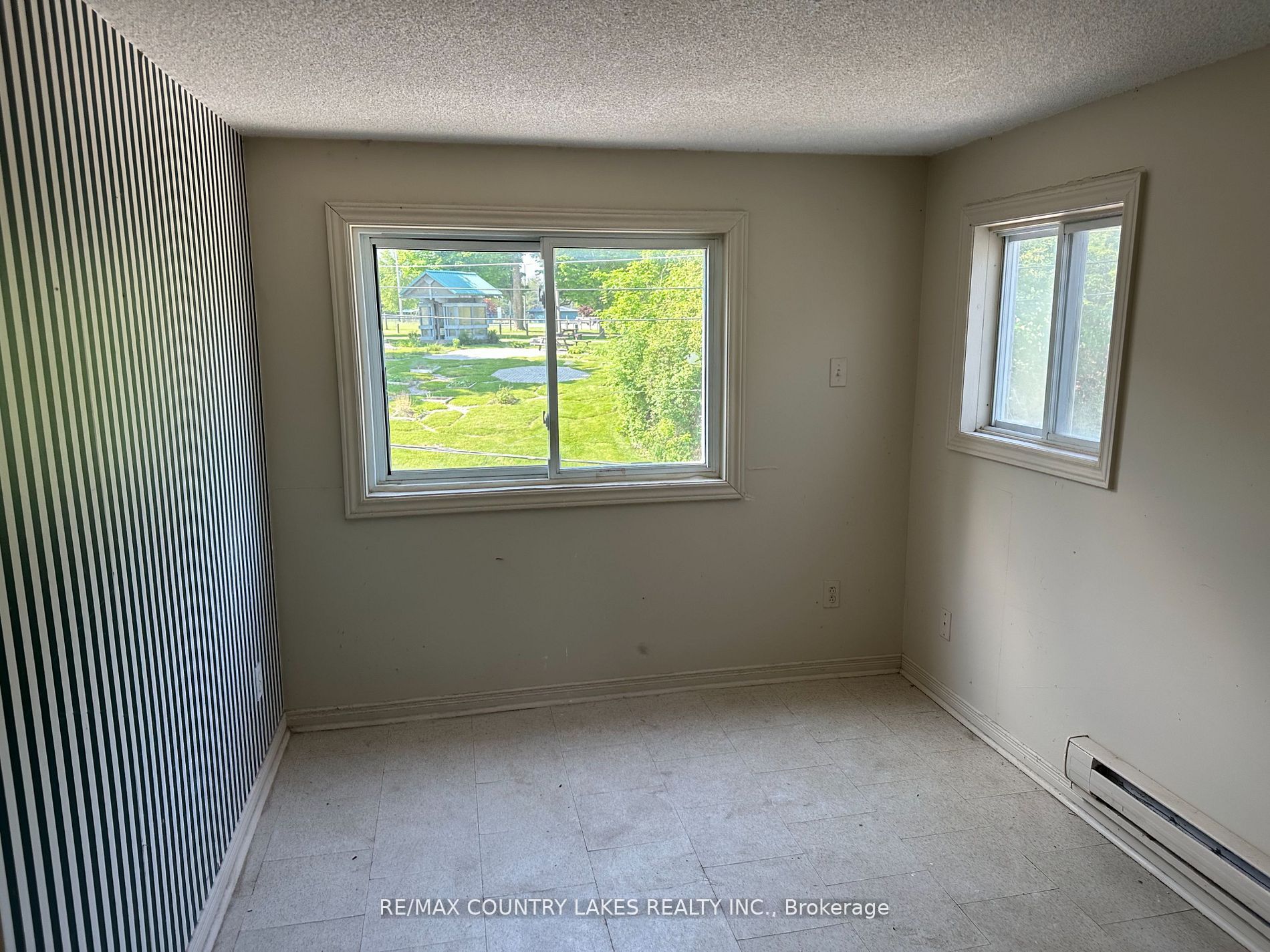 66 Harbour Park Crescent