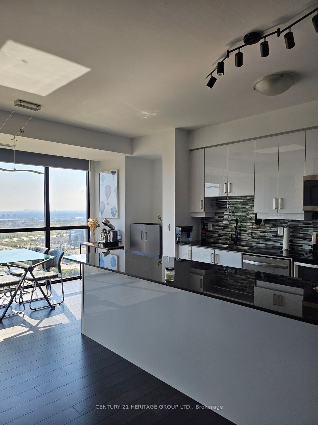 2900 Highway 7 #3402