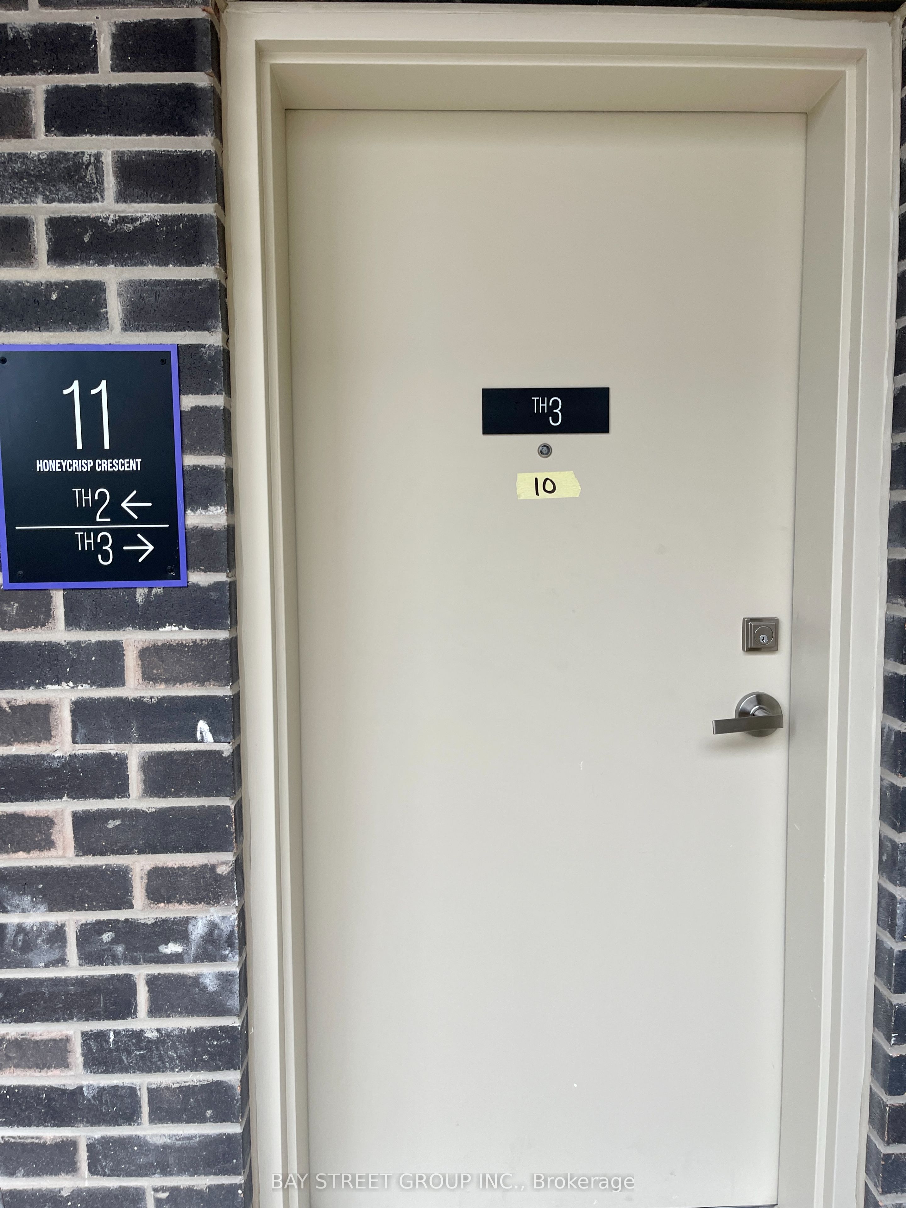 11 Honeycrisp Crescent #TH3