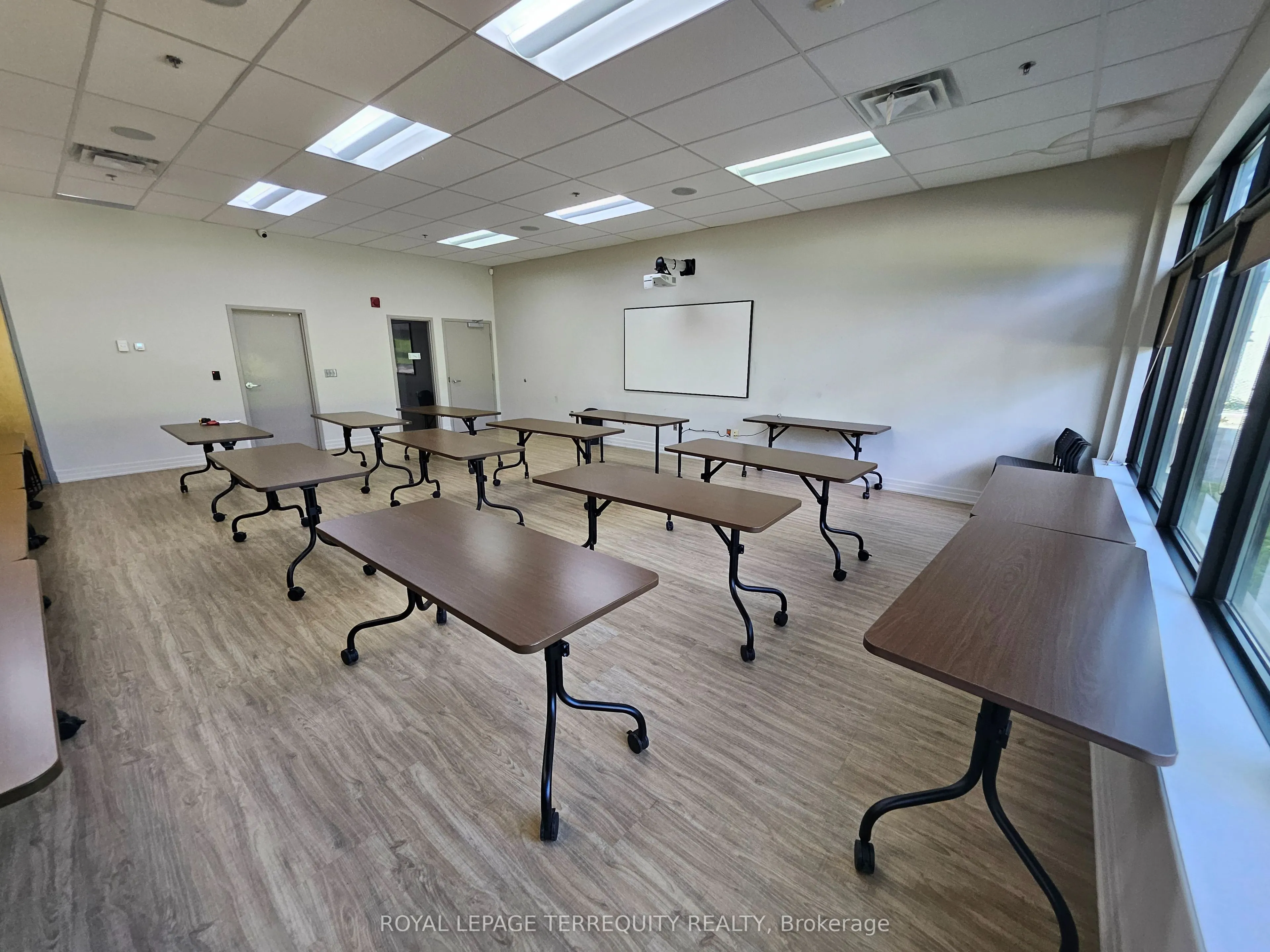 9333 Woodbine Avenue, #Room A