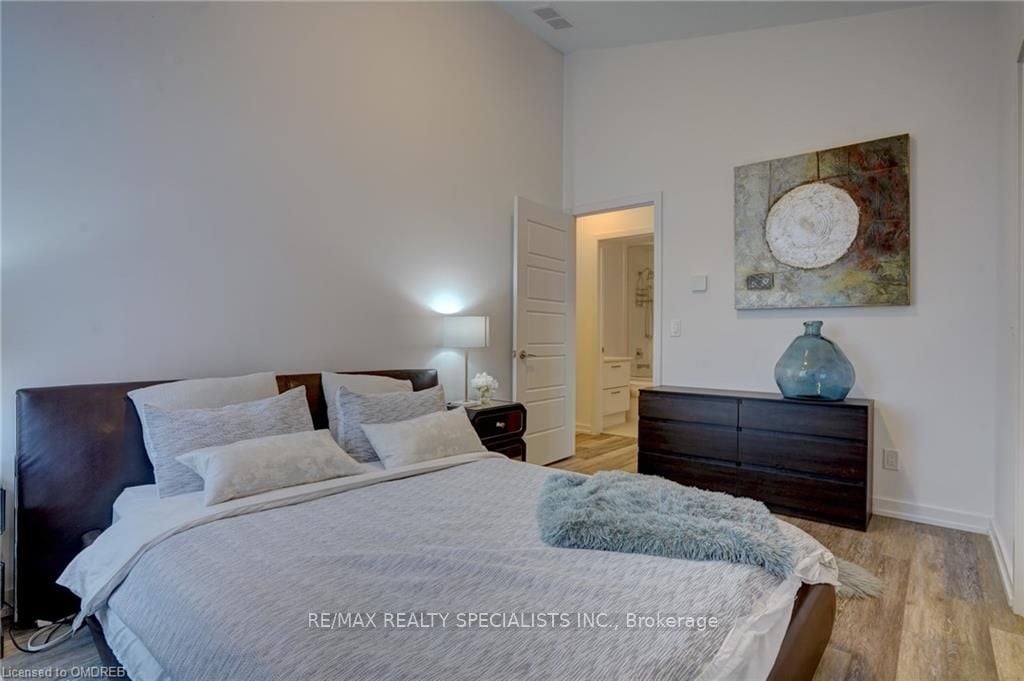 233 Broward Way #10