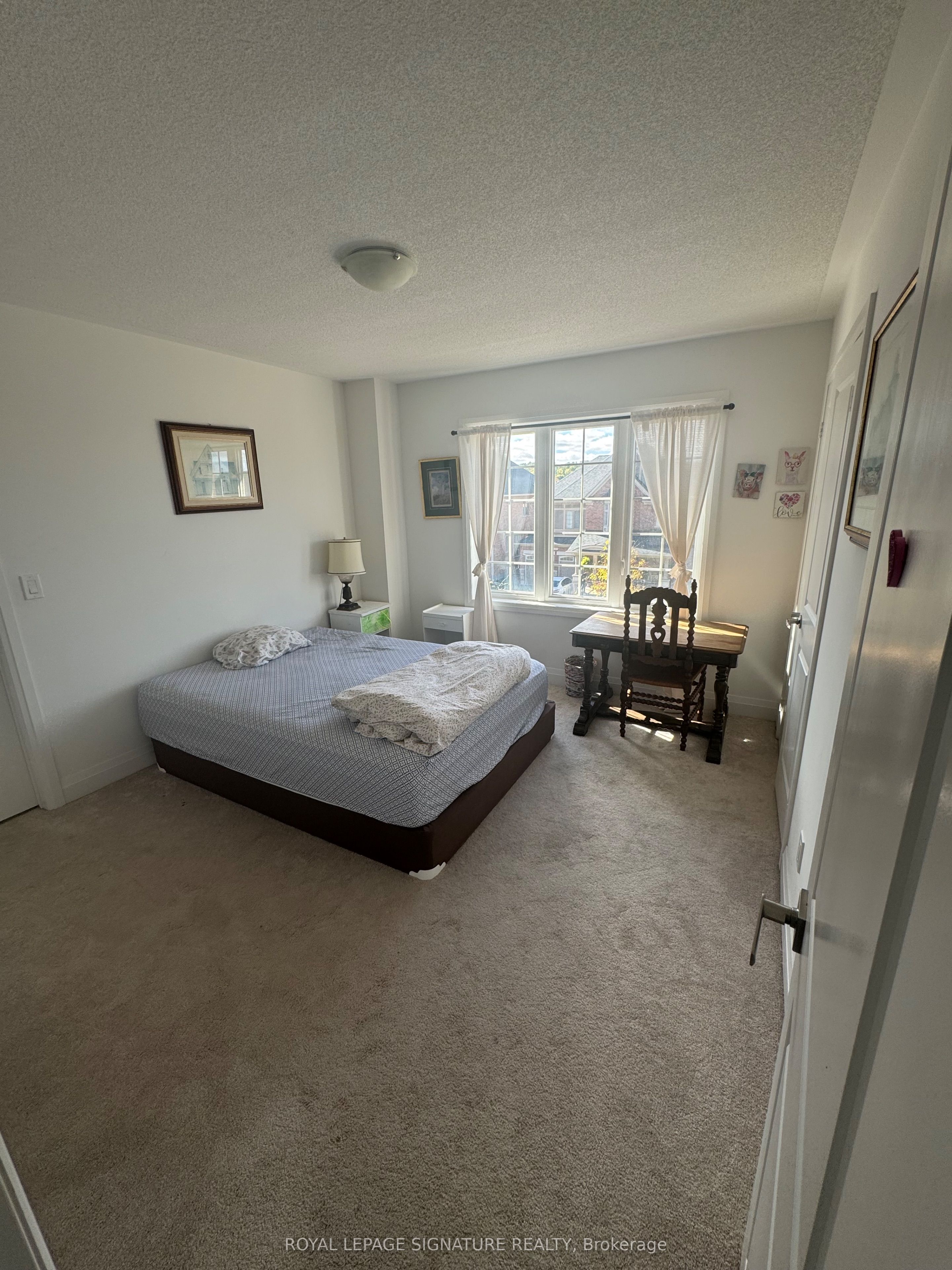 23 Cyprus Glen, #UPPER