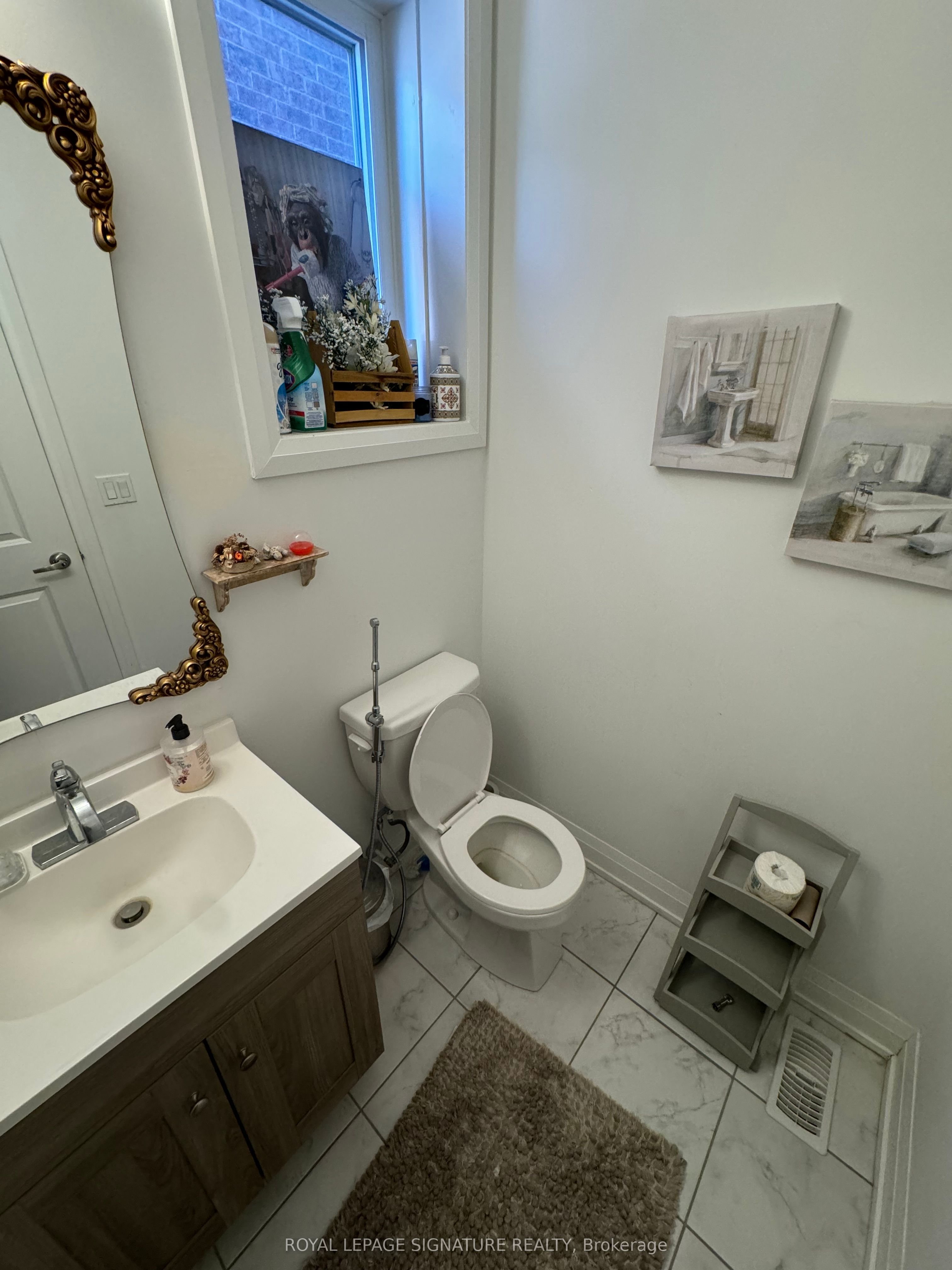 23 Cyprus Glen, #UPPER