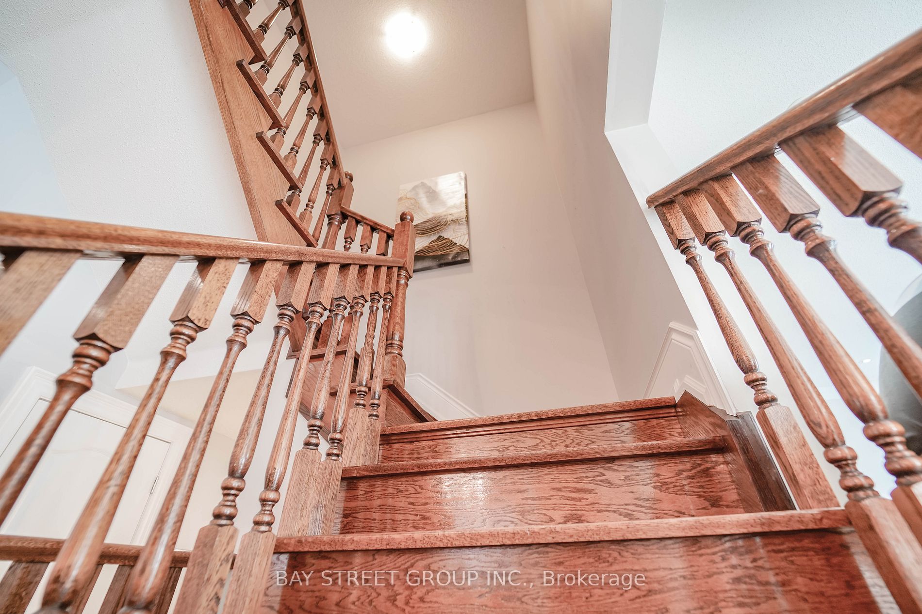 10 Morland Crescent