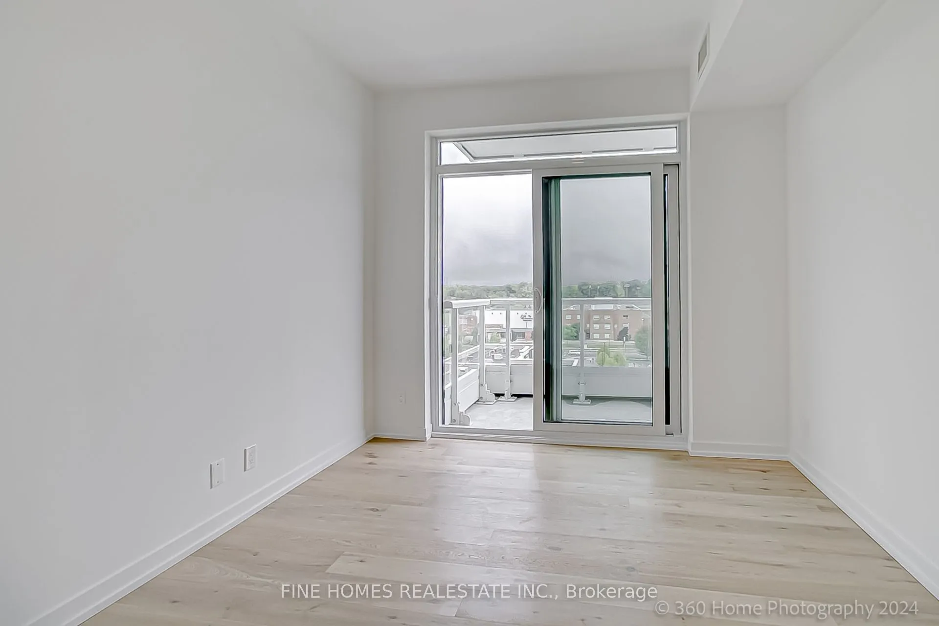 8 Beverley Glen Boulevard #712