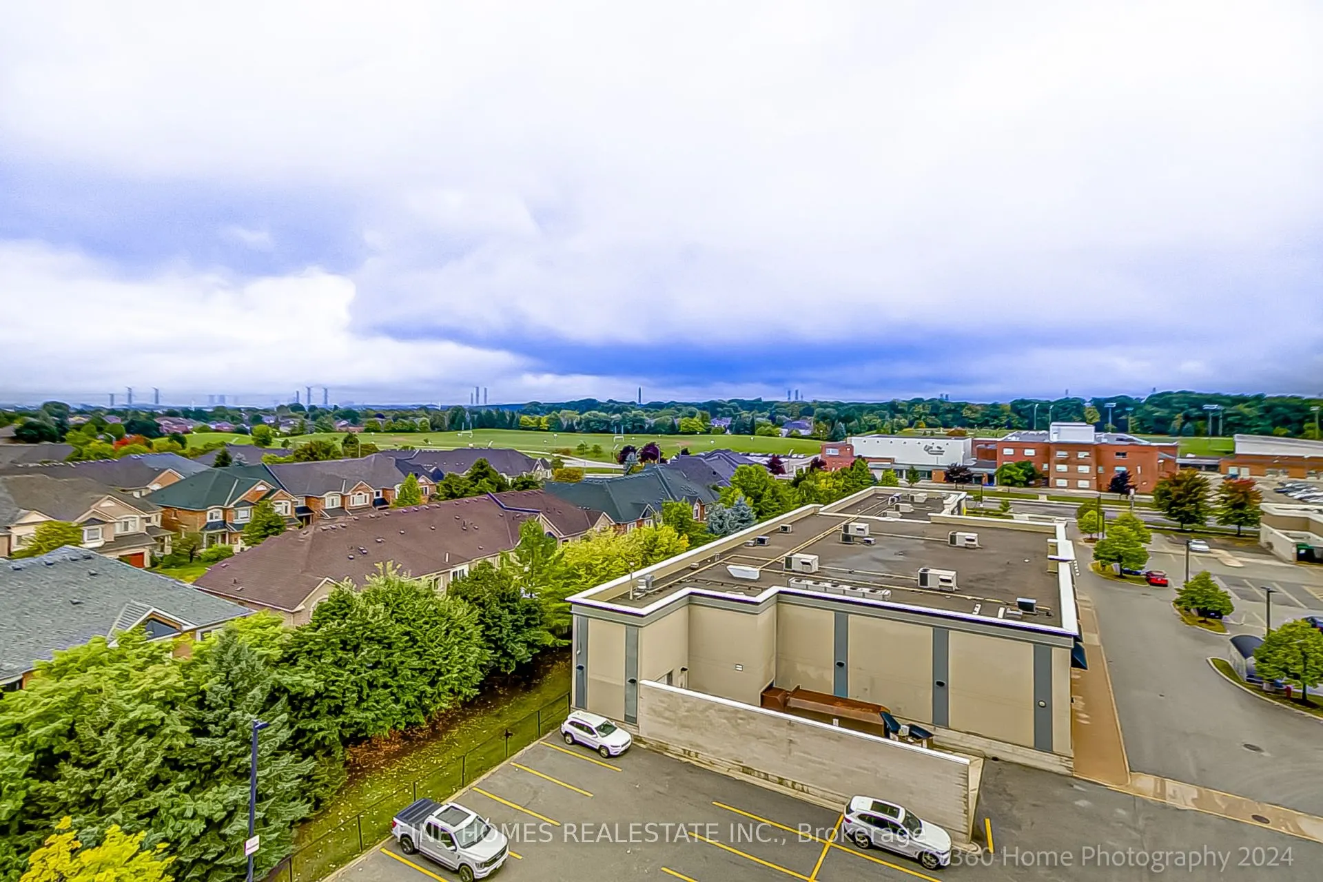 8 Beverley Glen Boulevard #712