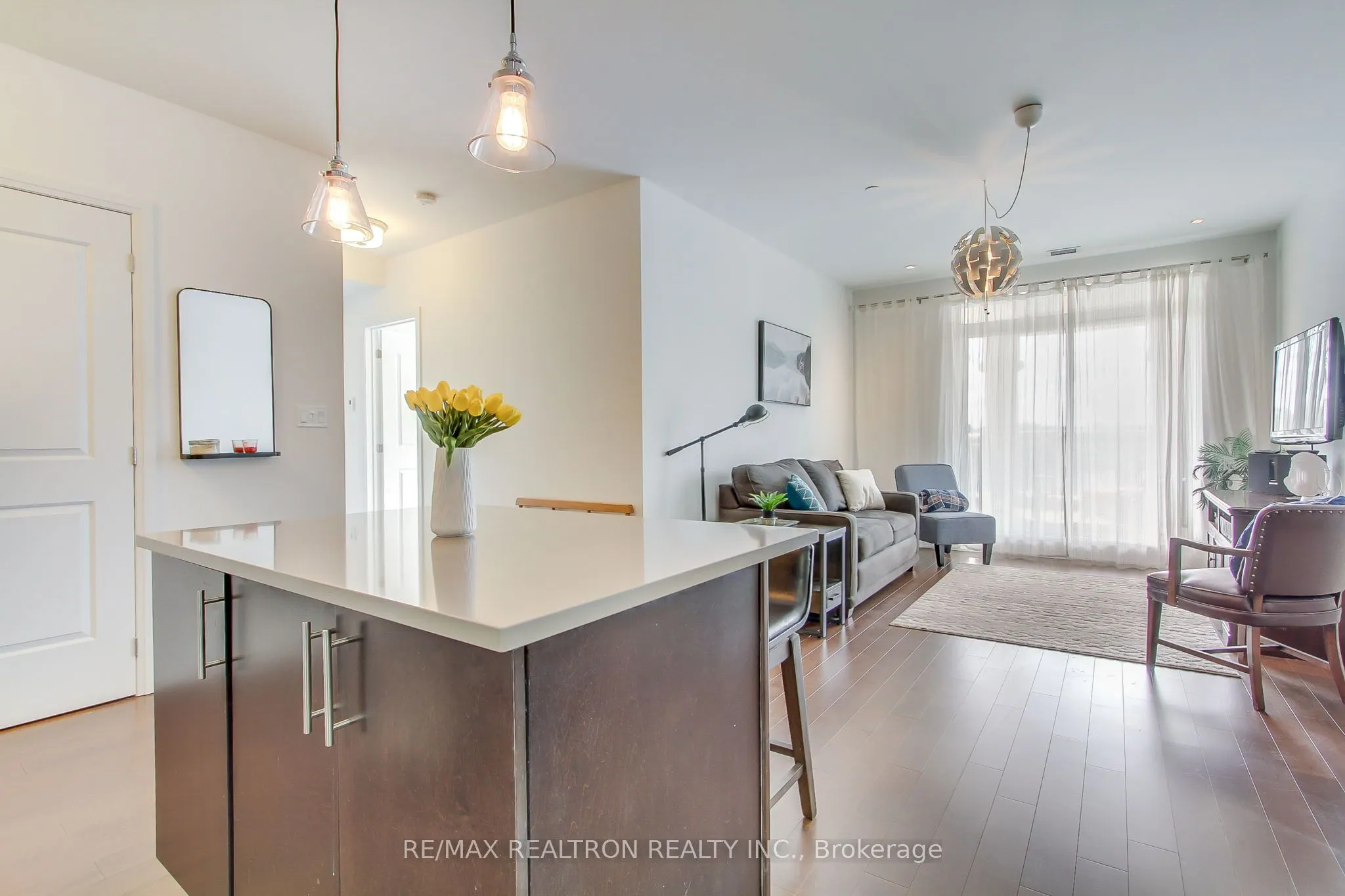 15277 Yonge Street, #506