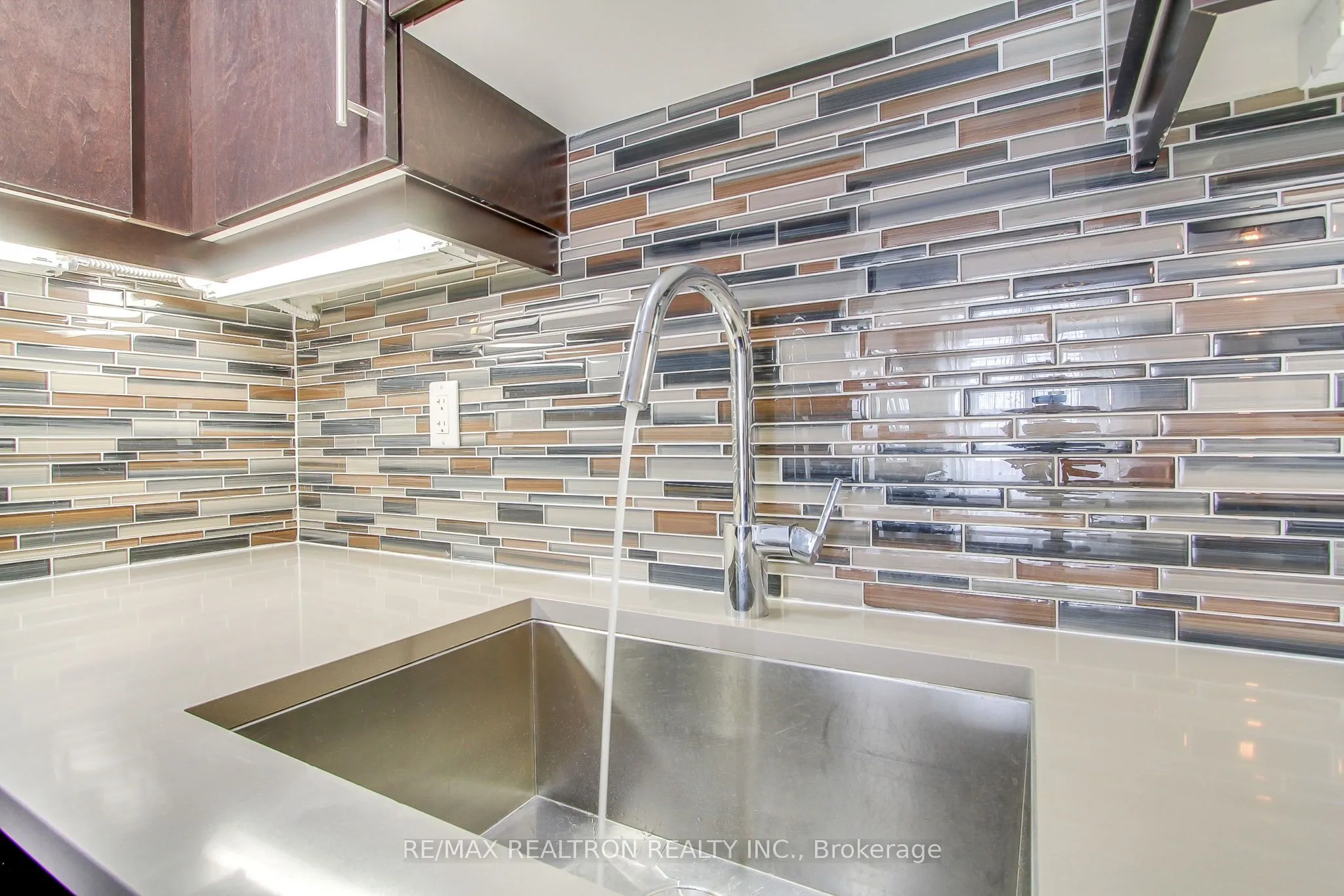 15277 Yonge Street, #506