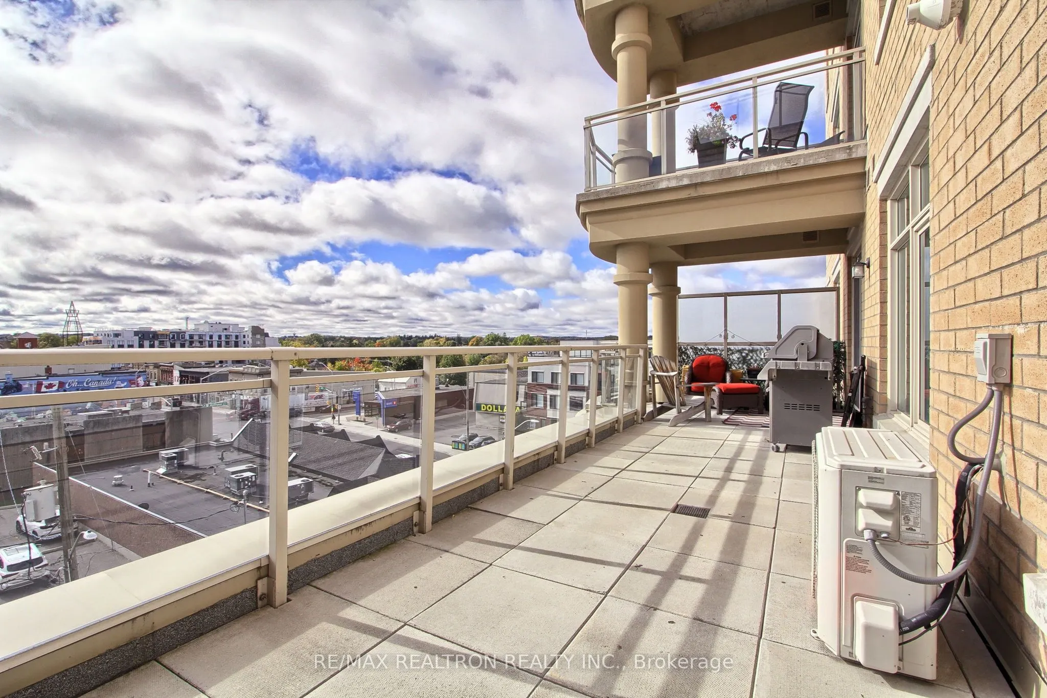 15277 Yonge Street, #506