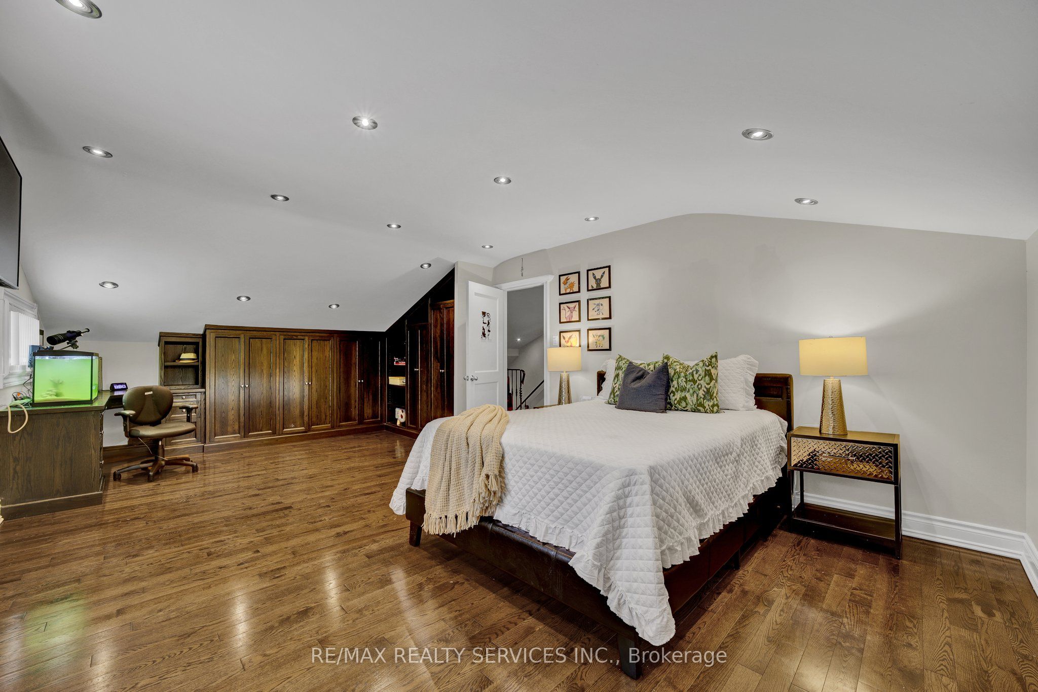 247 Sand Road