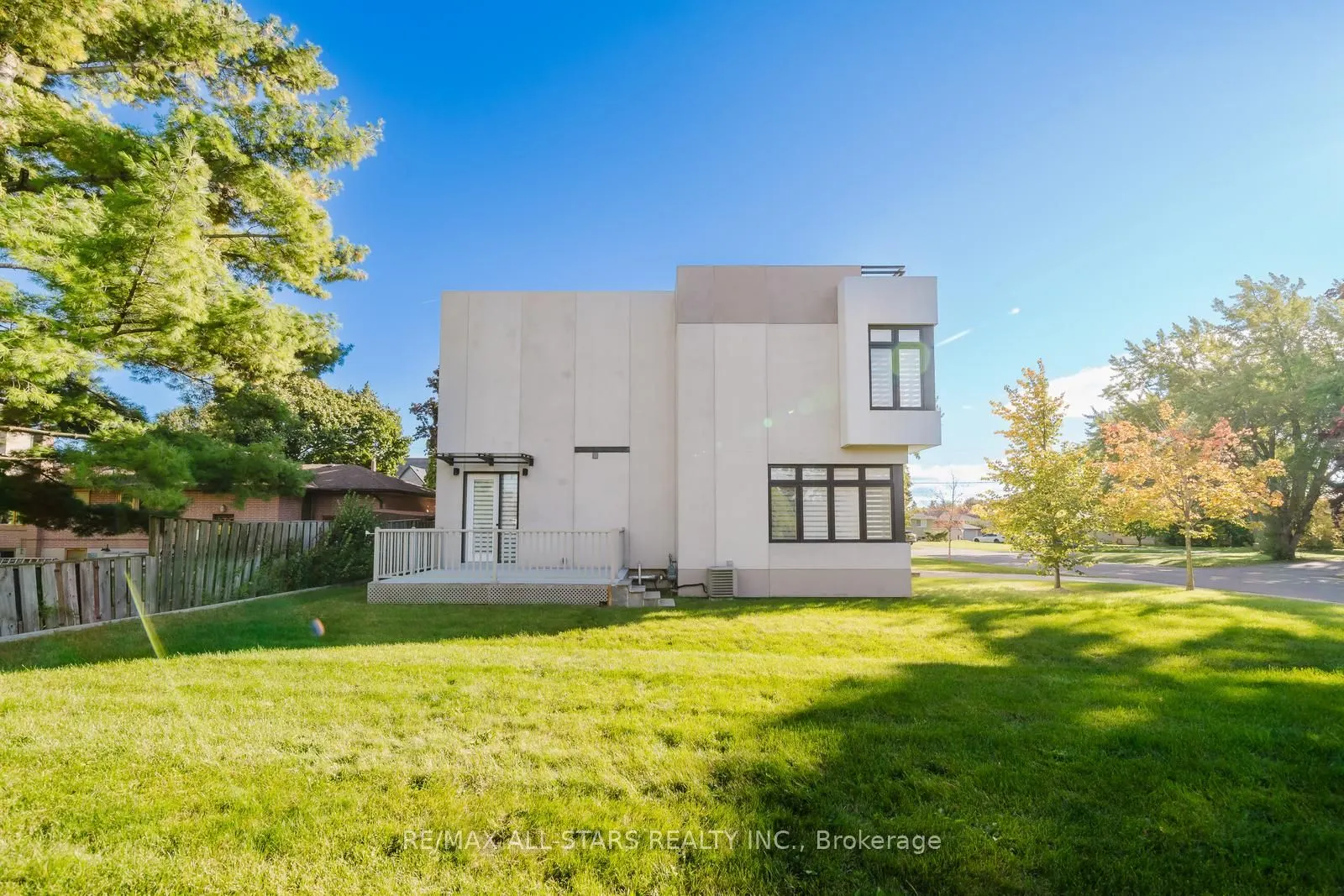 26 Lancer Drive