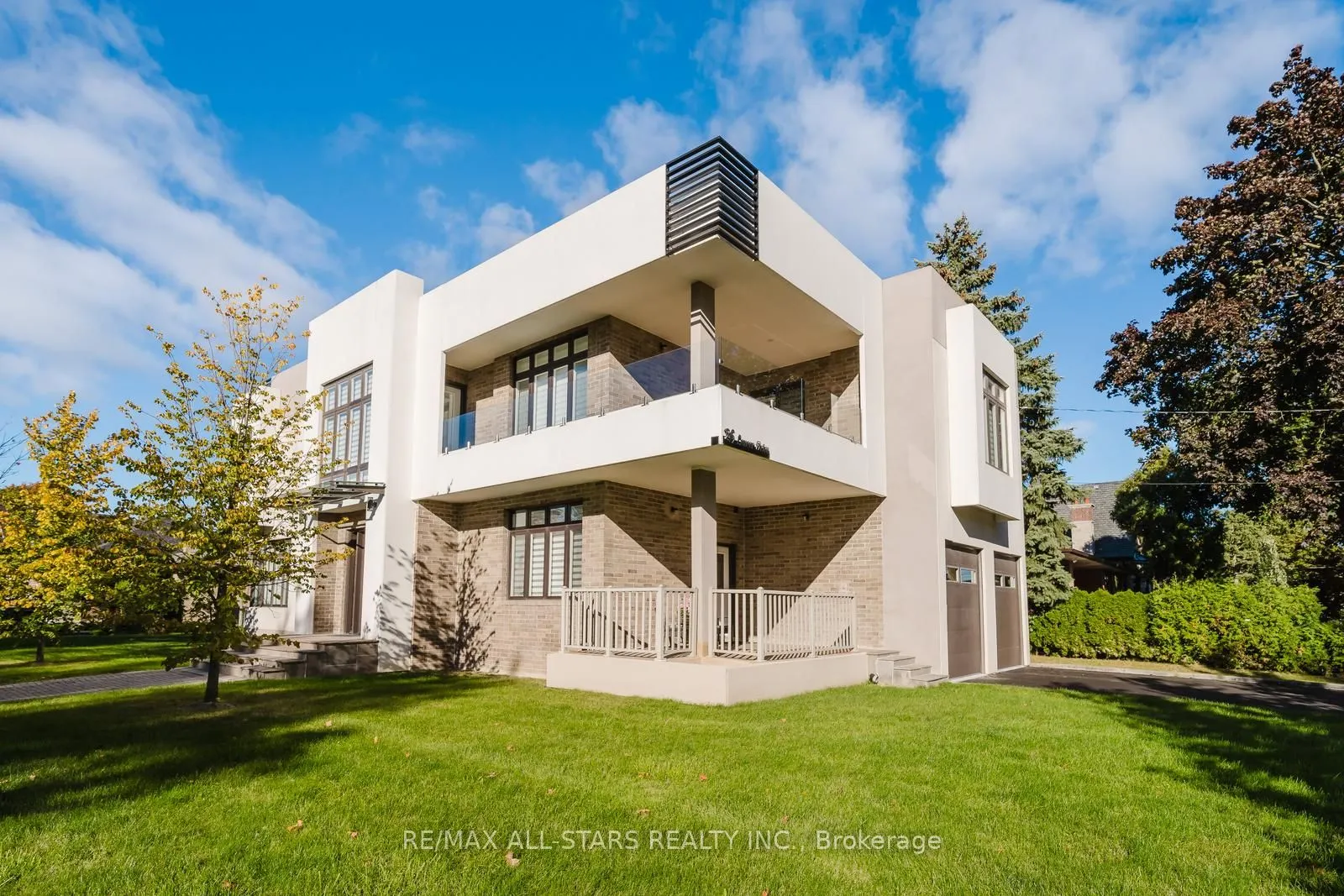 26 Lancer Drive
