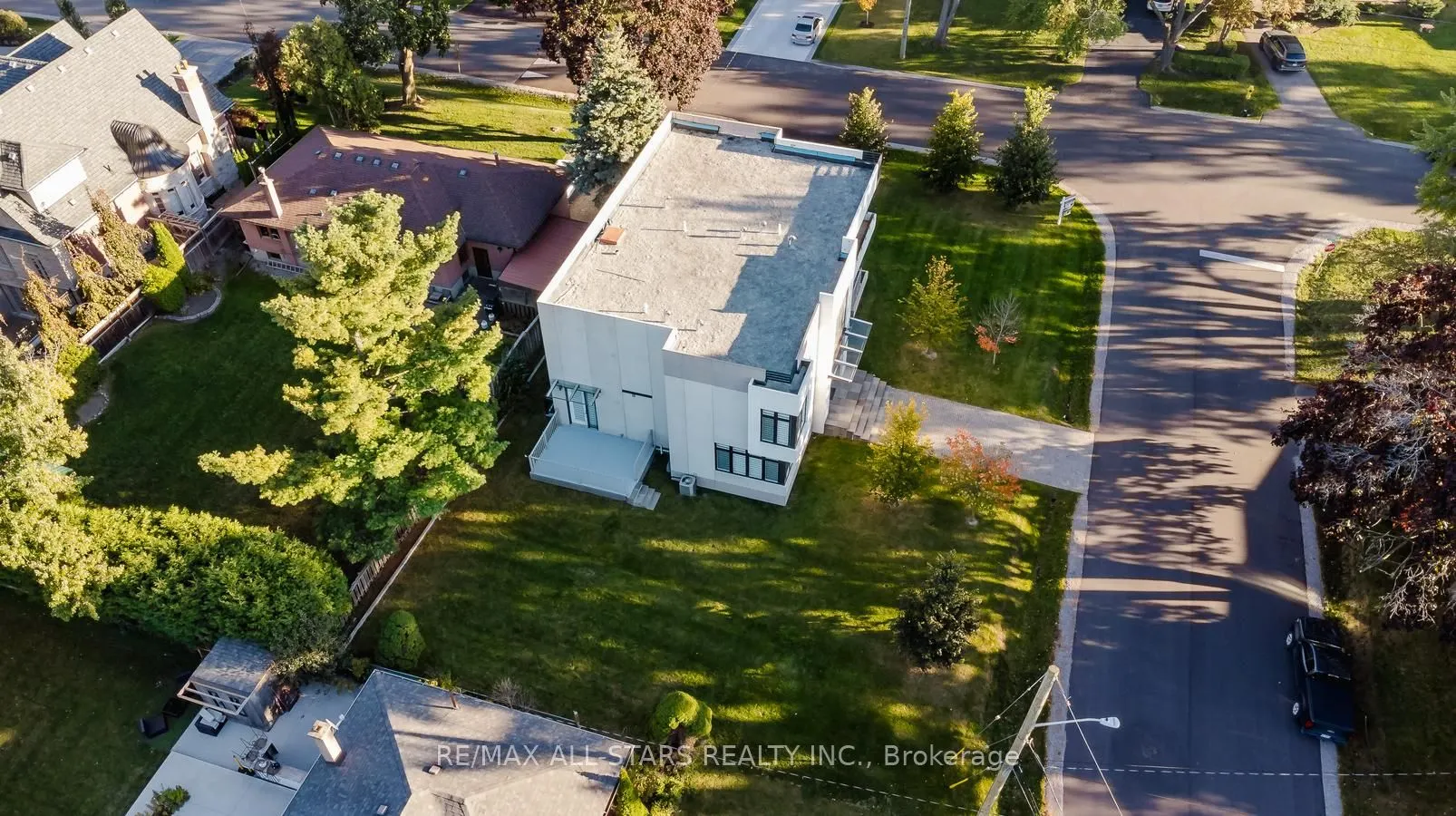 26 Lancer Drive