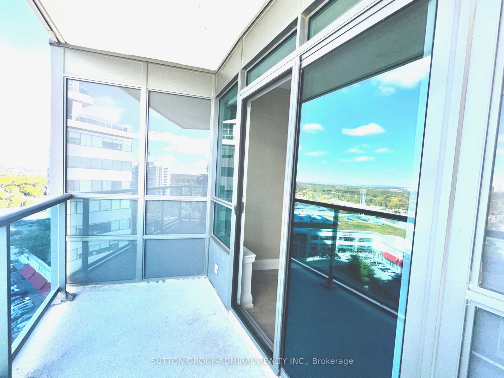 7171 Yonge Street, #1007