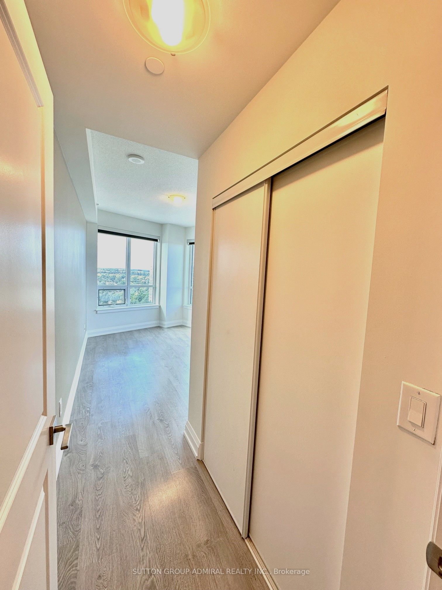 7171 Yonge Street, #1007