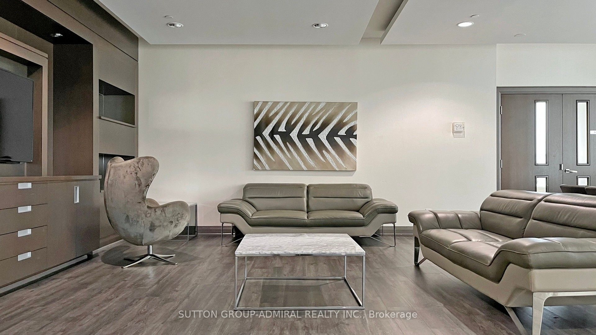 7171 Yonge Street, #1007