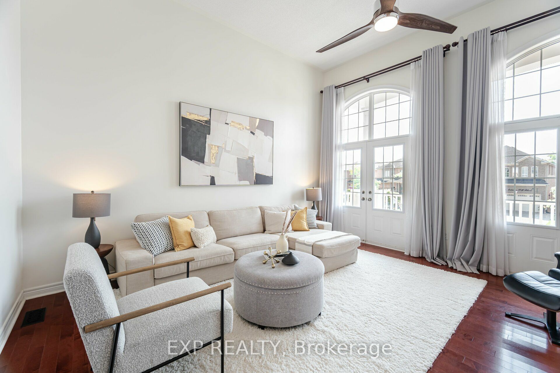 460 Autumn Hill Boulevard