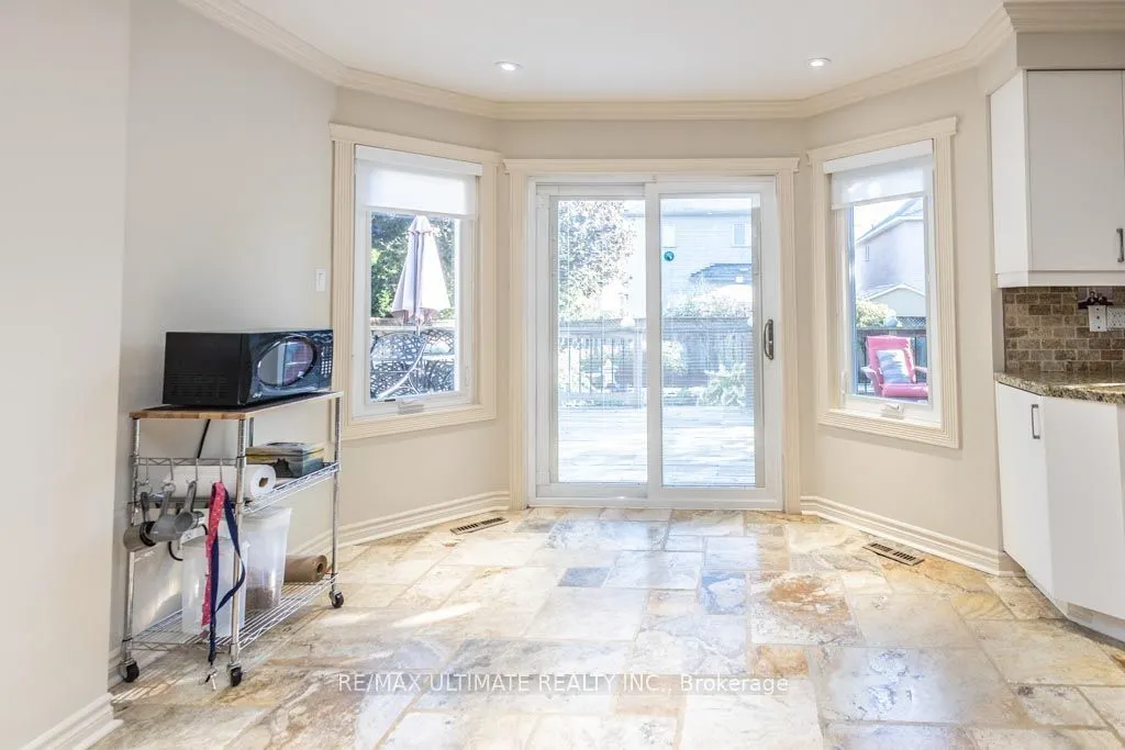 29 Mountcharles Crescent