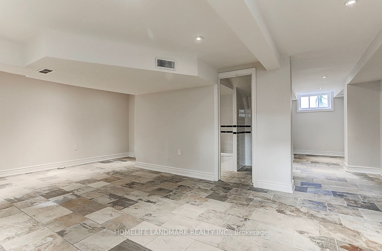 115 Crosby Avenue