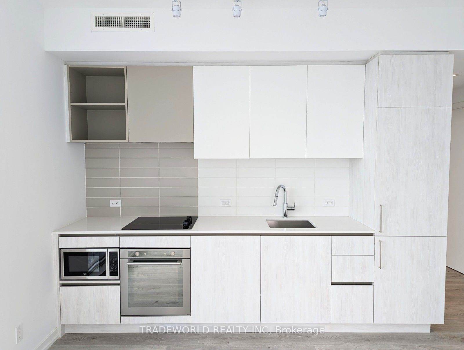 7890 Jane Street, #2206