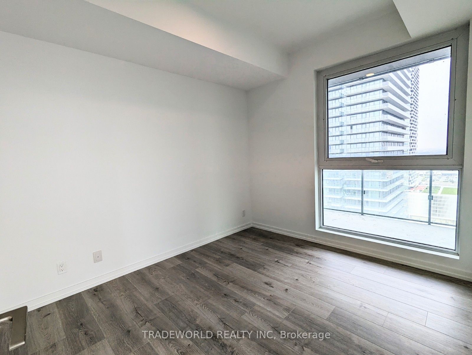 7890 Jane Street, #2206