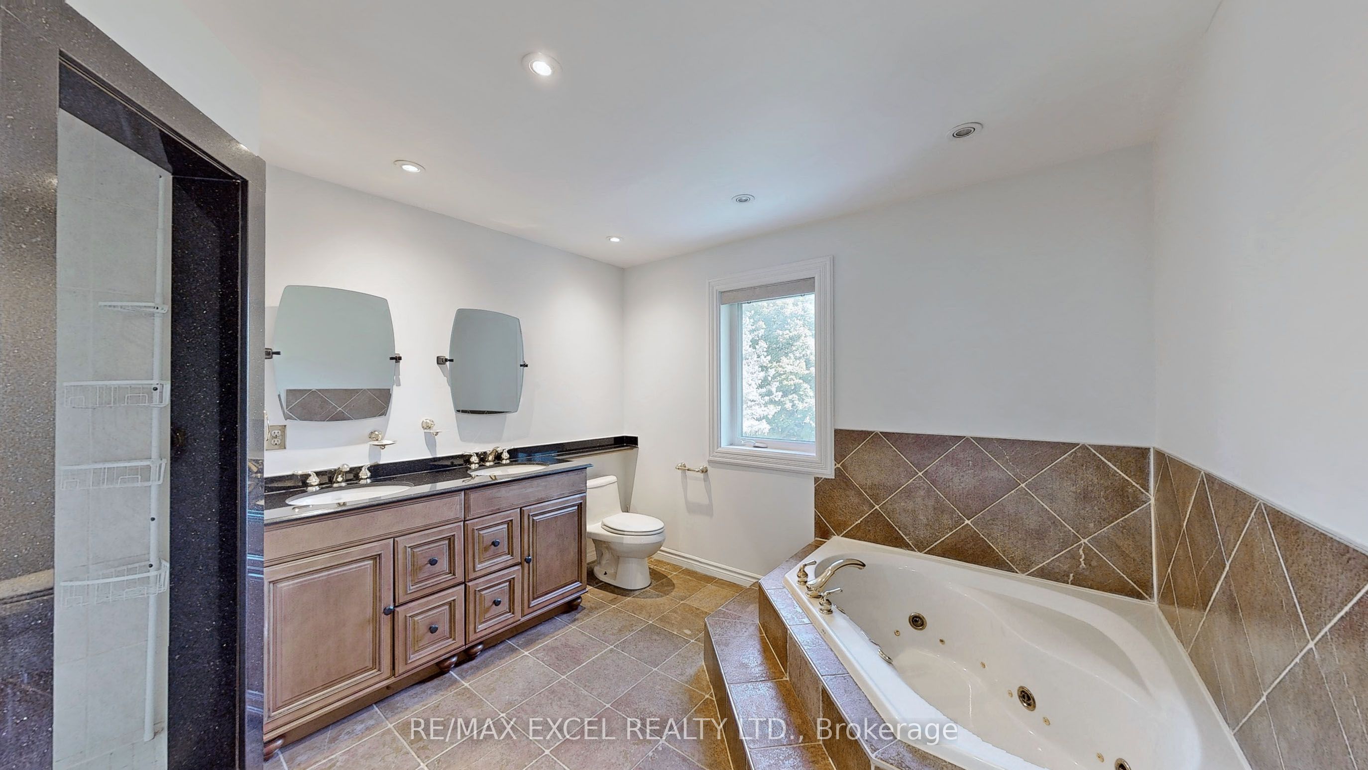 17 Boynton Circle