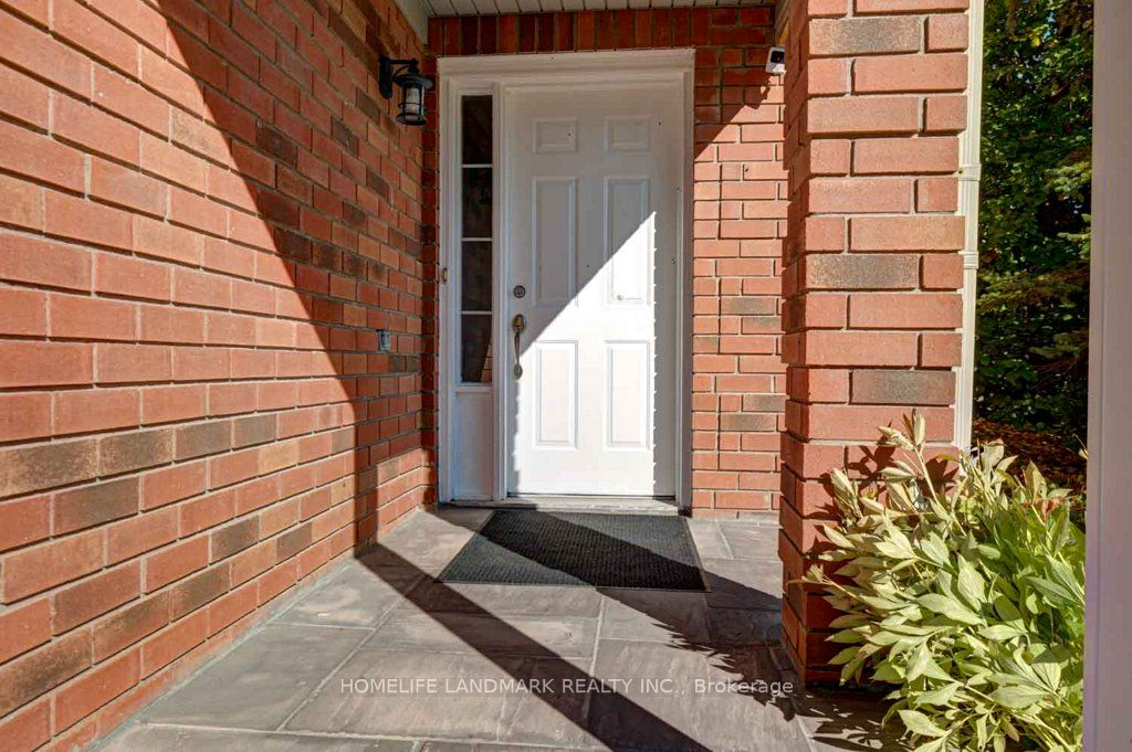 7 Hawtin Lane