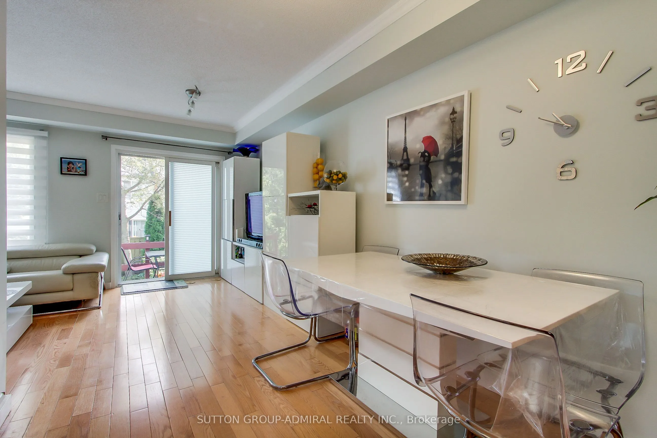 33 Lodgeway Drive