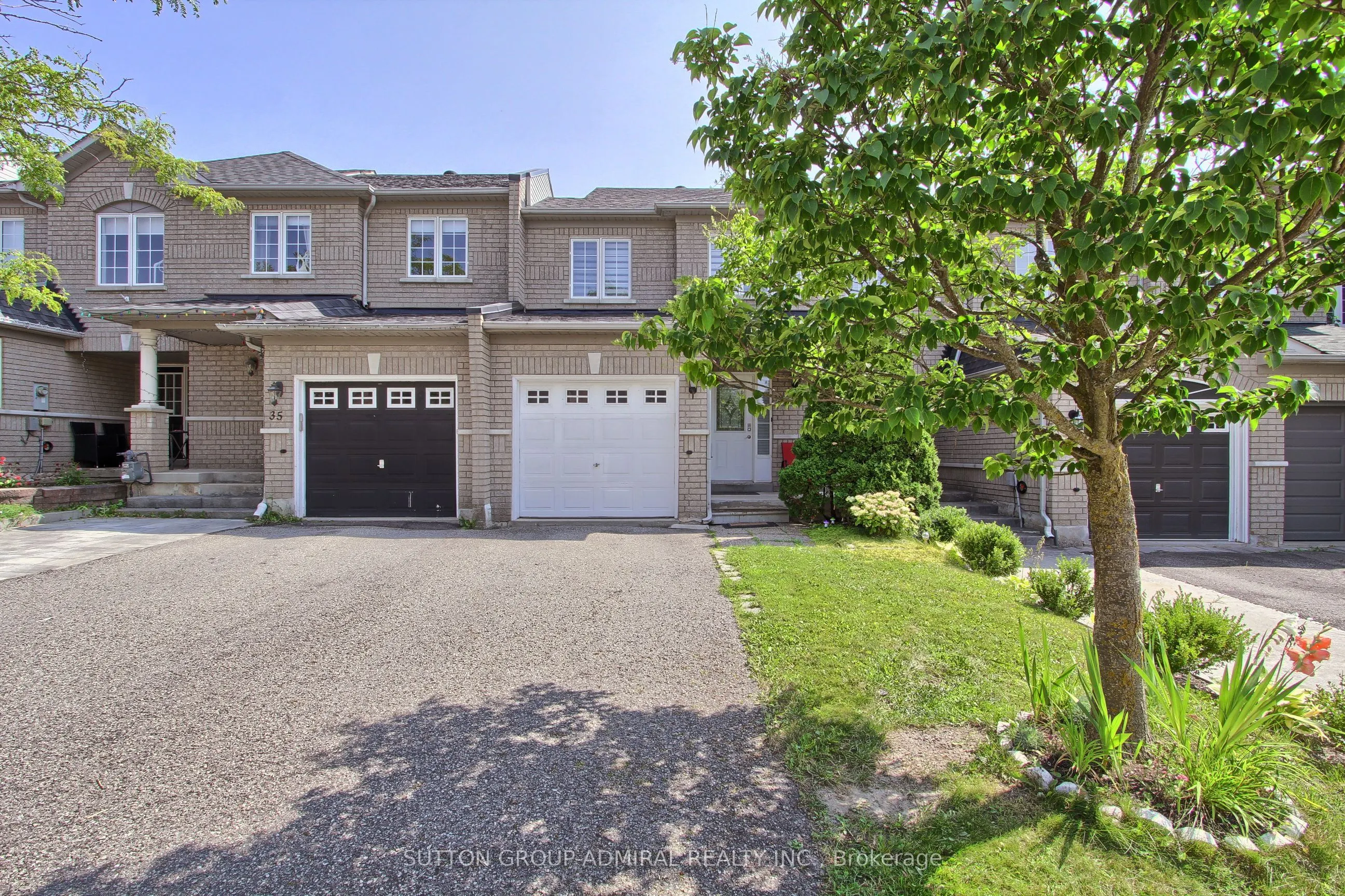 33 Lodgeway Drive