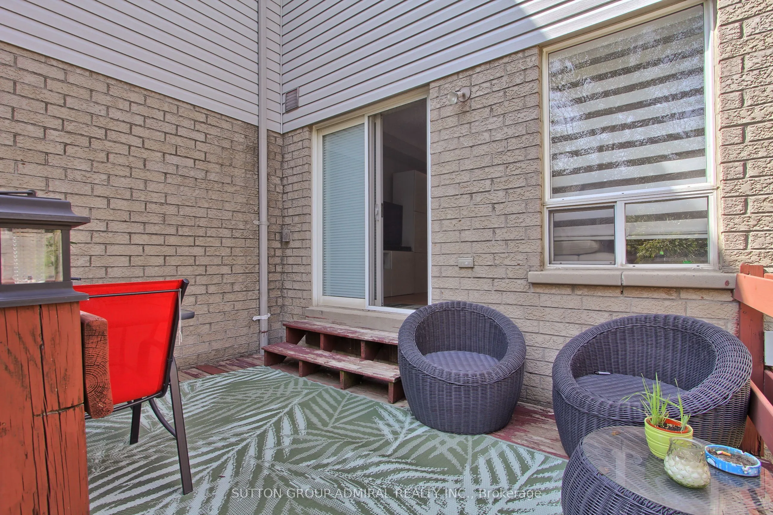 33 Lodgeway Drive
