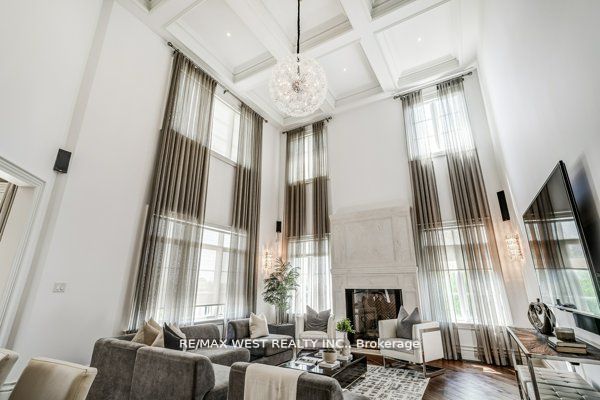 115 Hazelridge Court