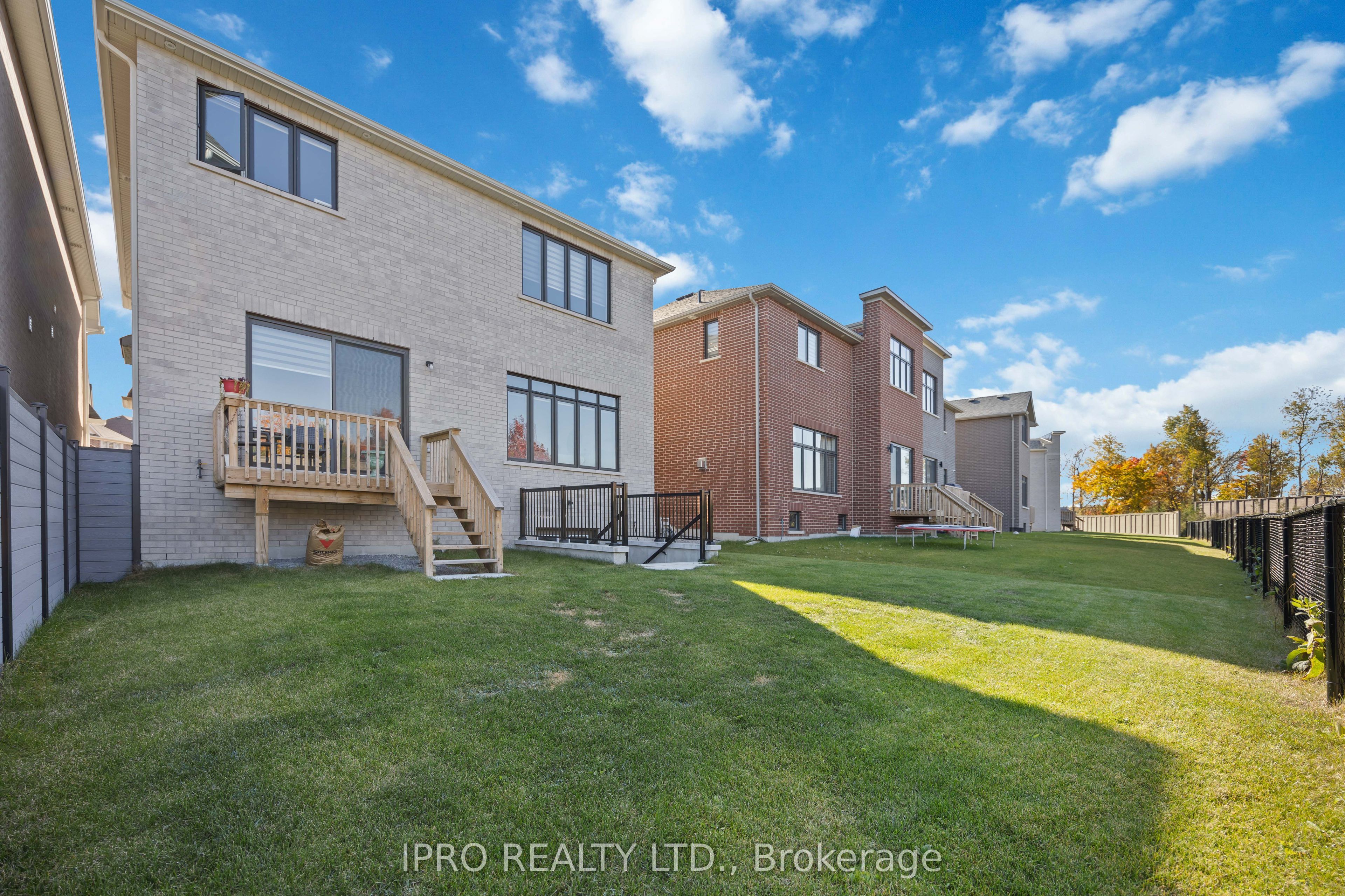 99 Black Walnut Court