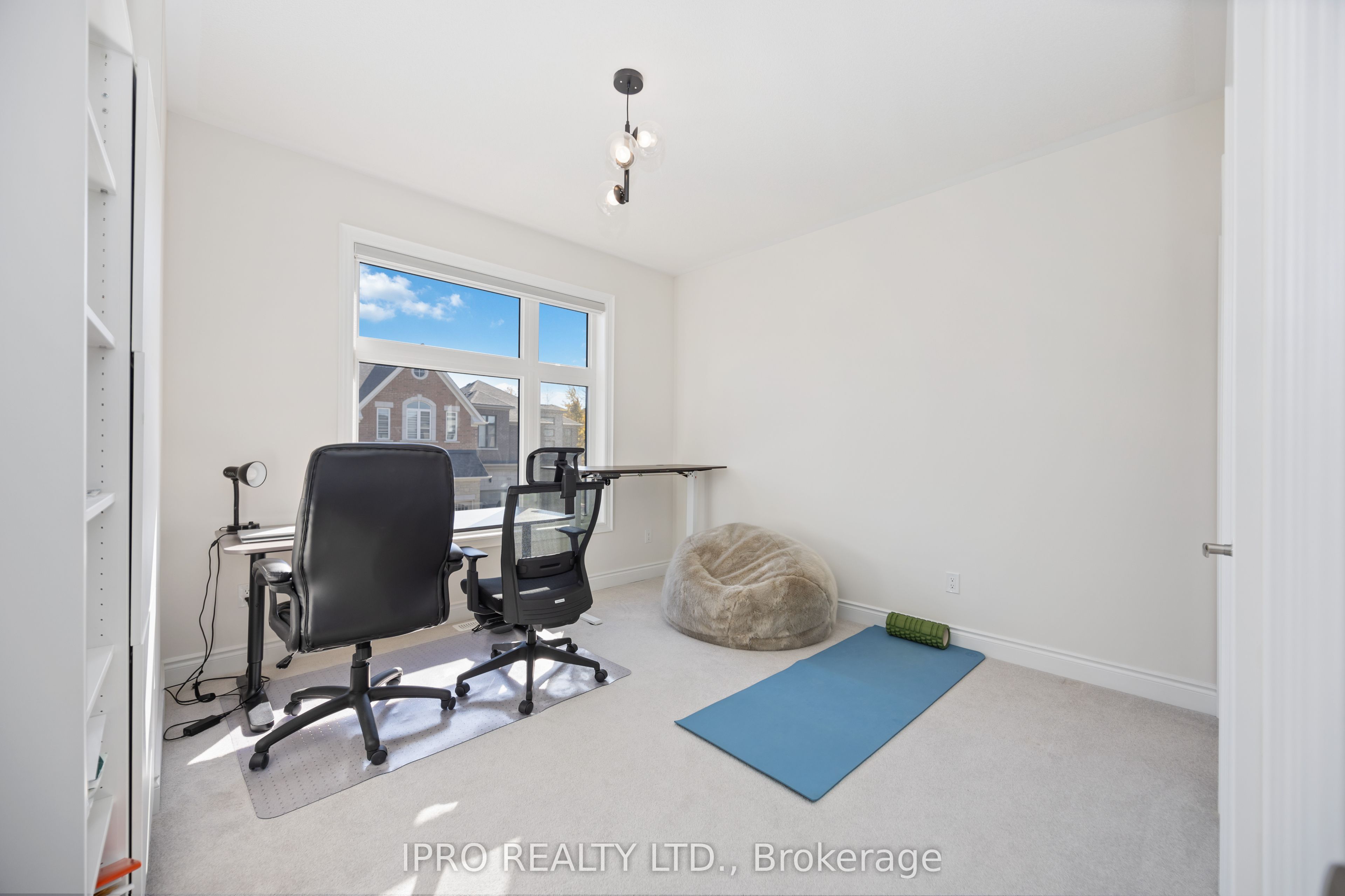 99 Black Walnut Court