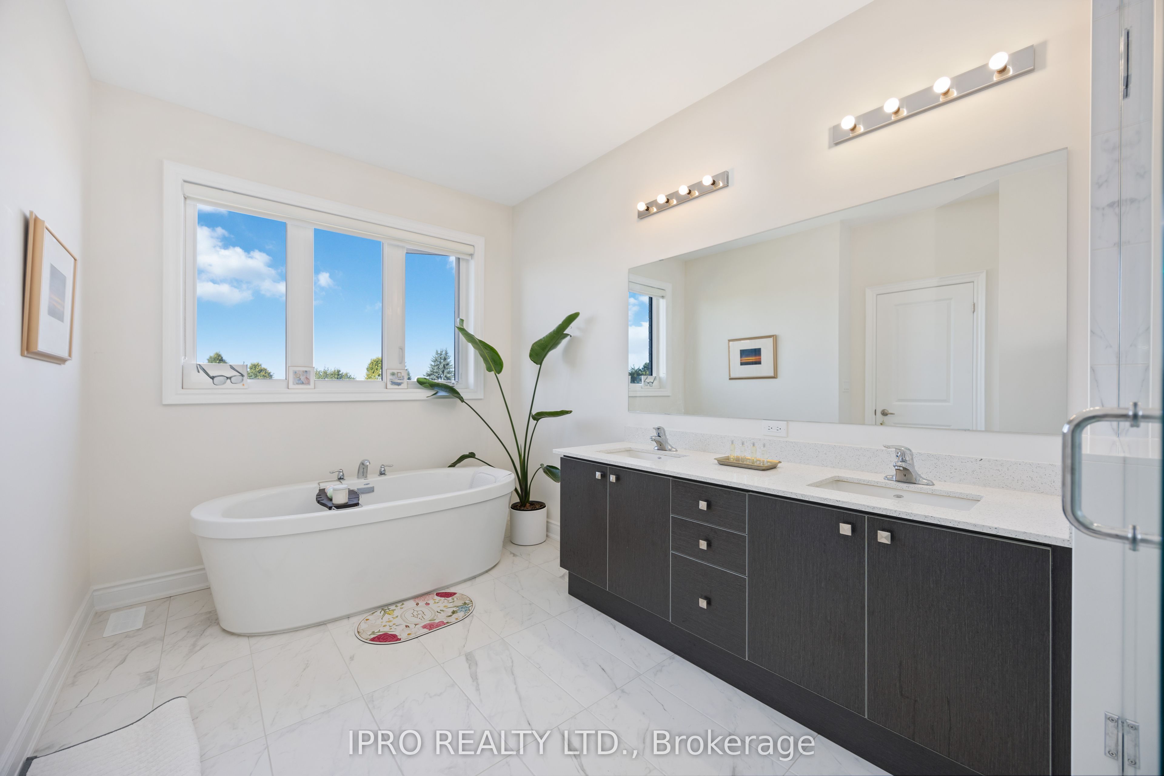 99 Black Walnut Court