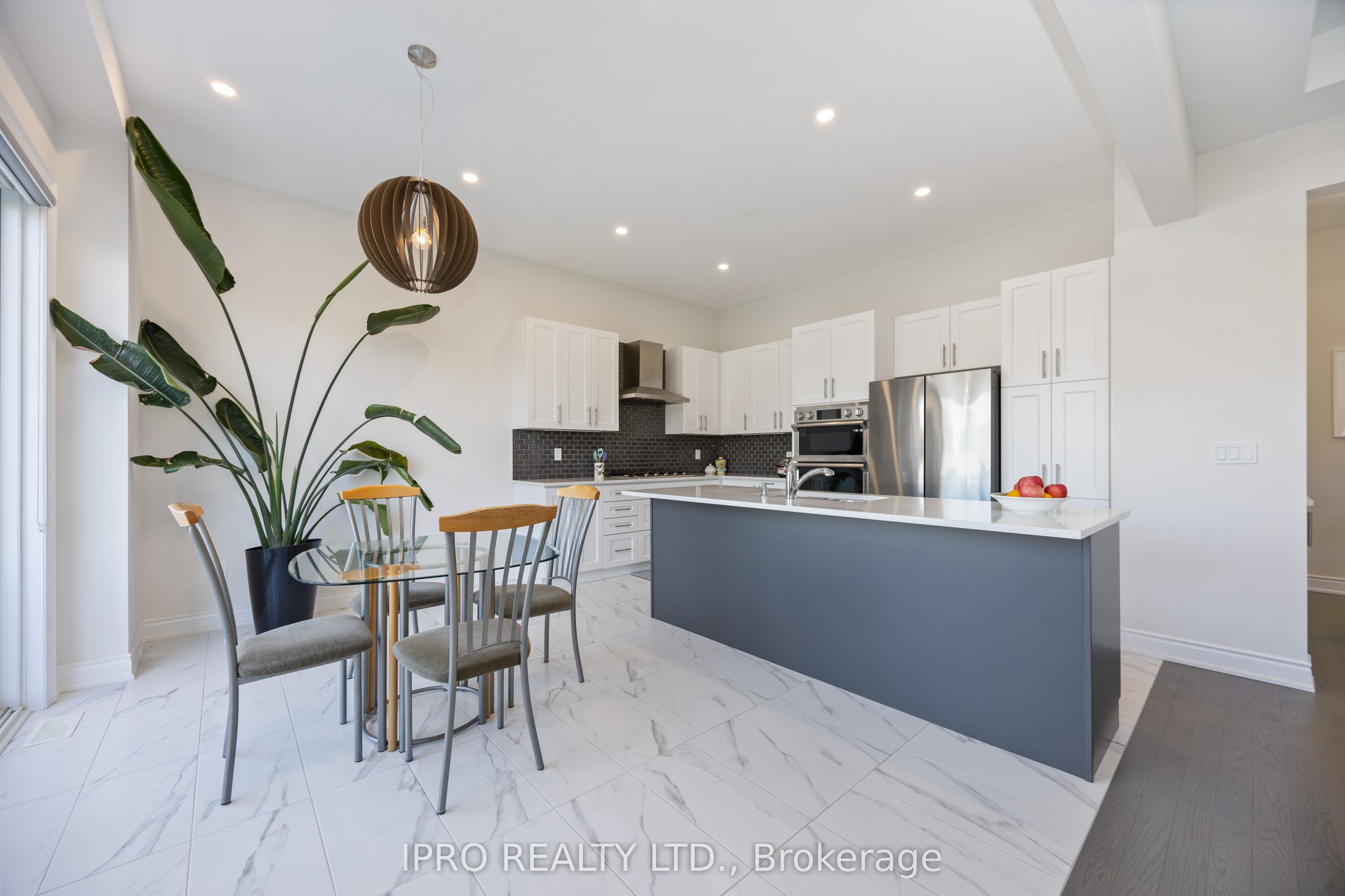 99 Black Walnut Court