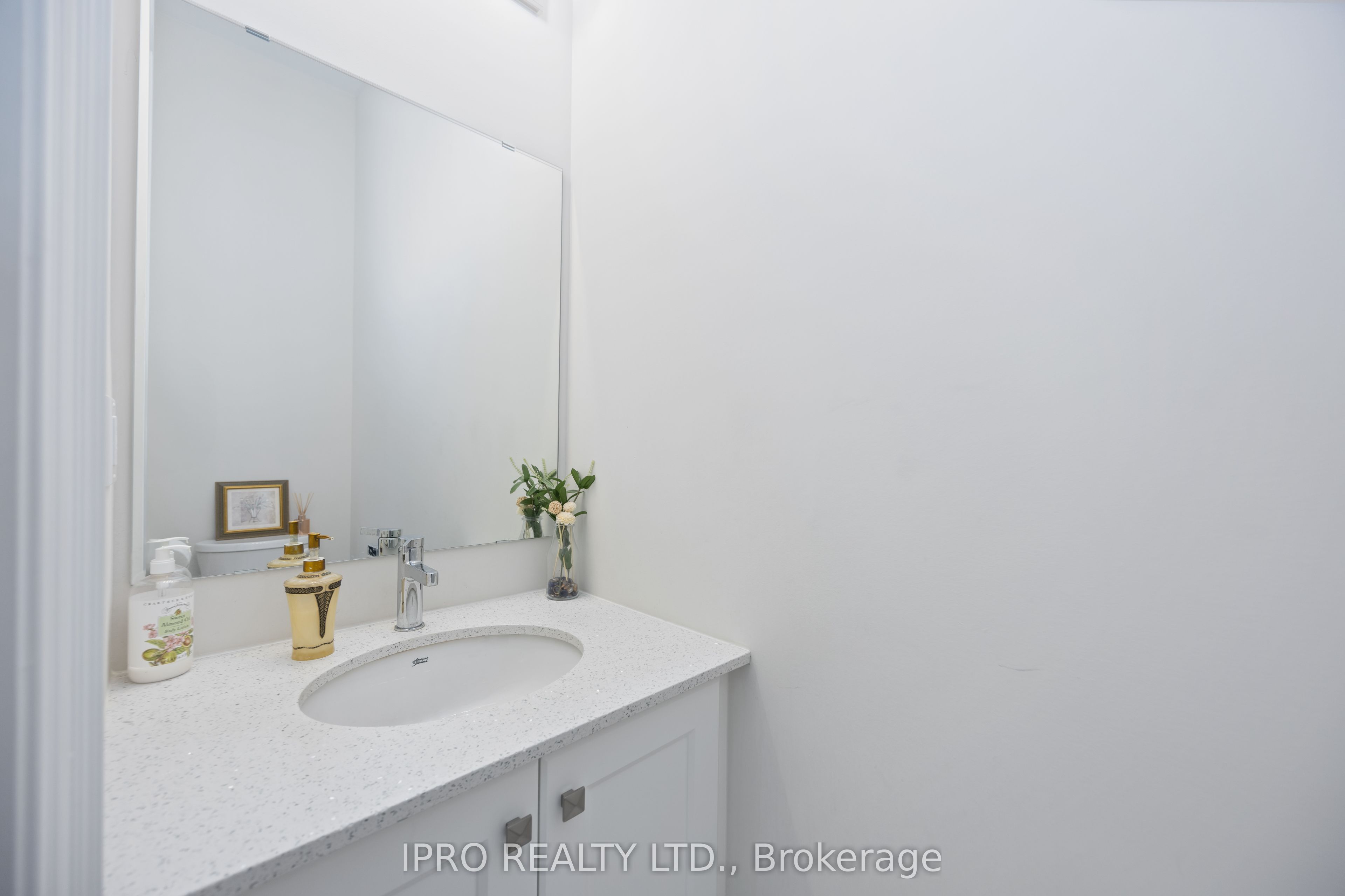 99 Black Walnut Court