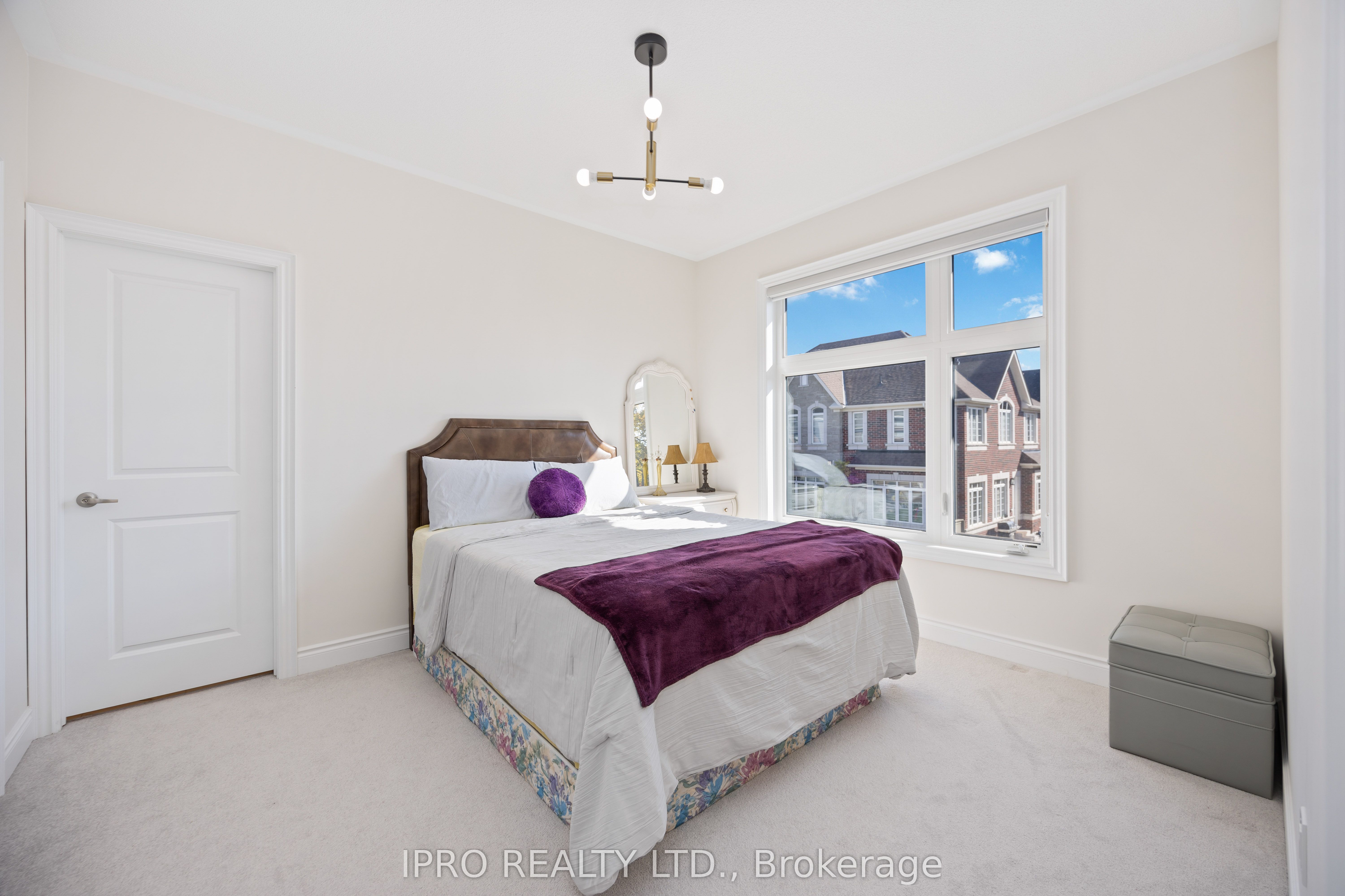 99 Black Walnut Court