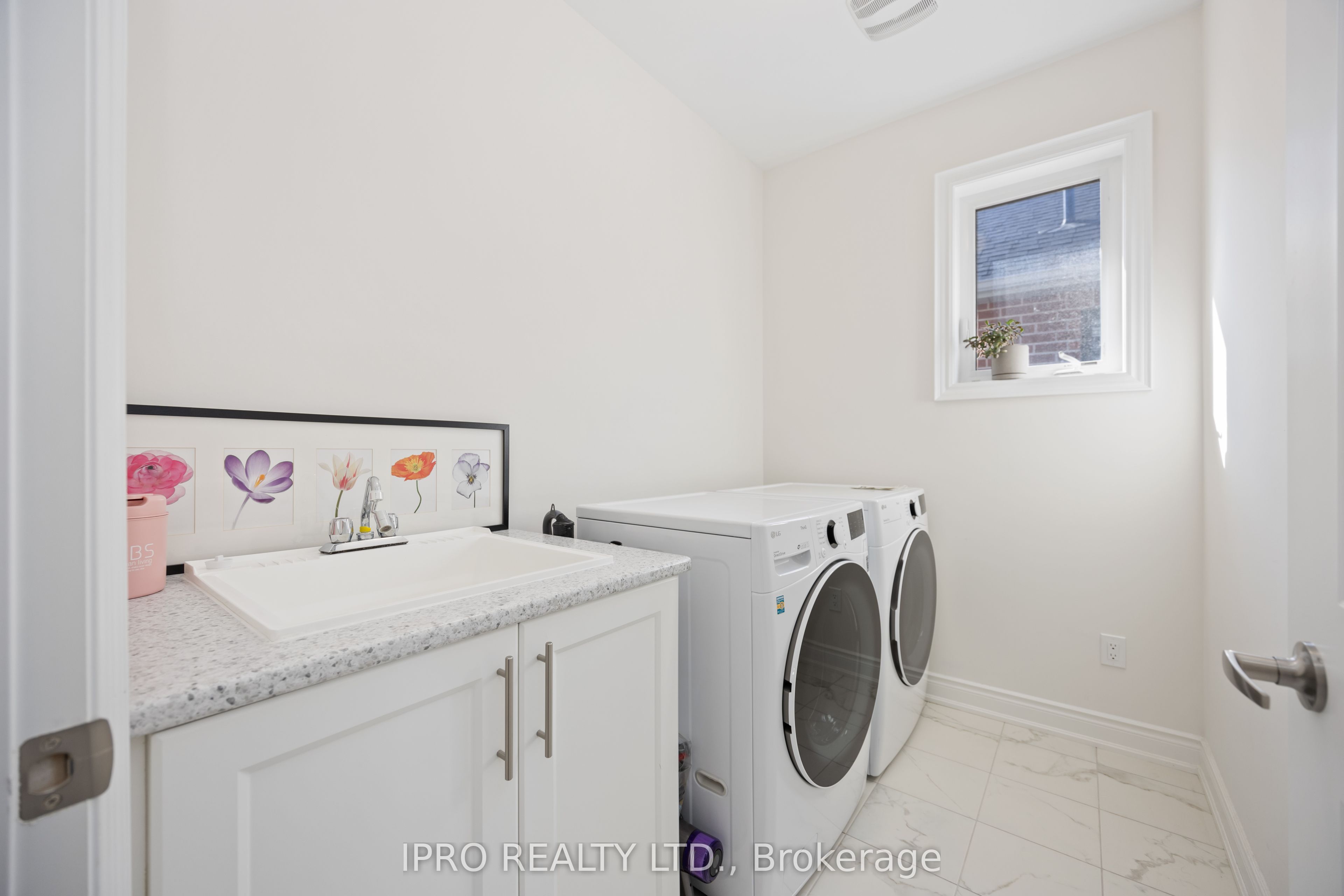 99 Black Walnut Court
