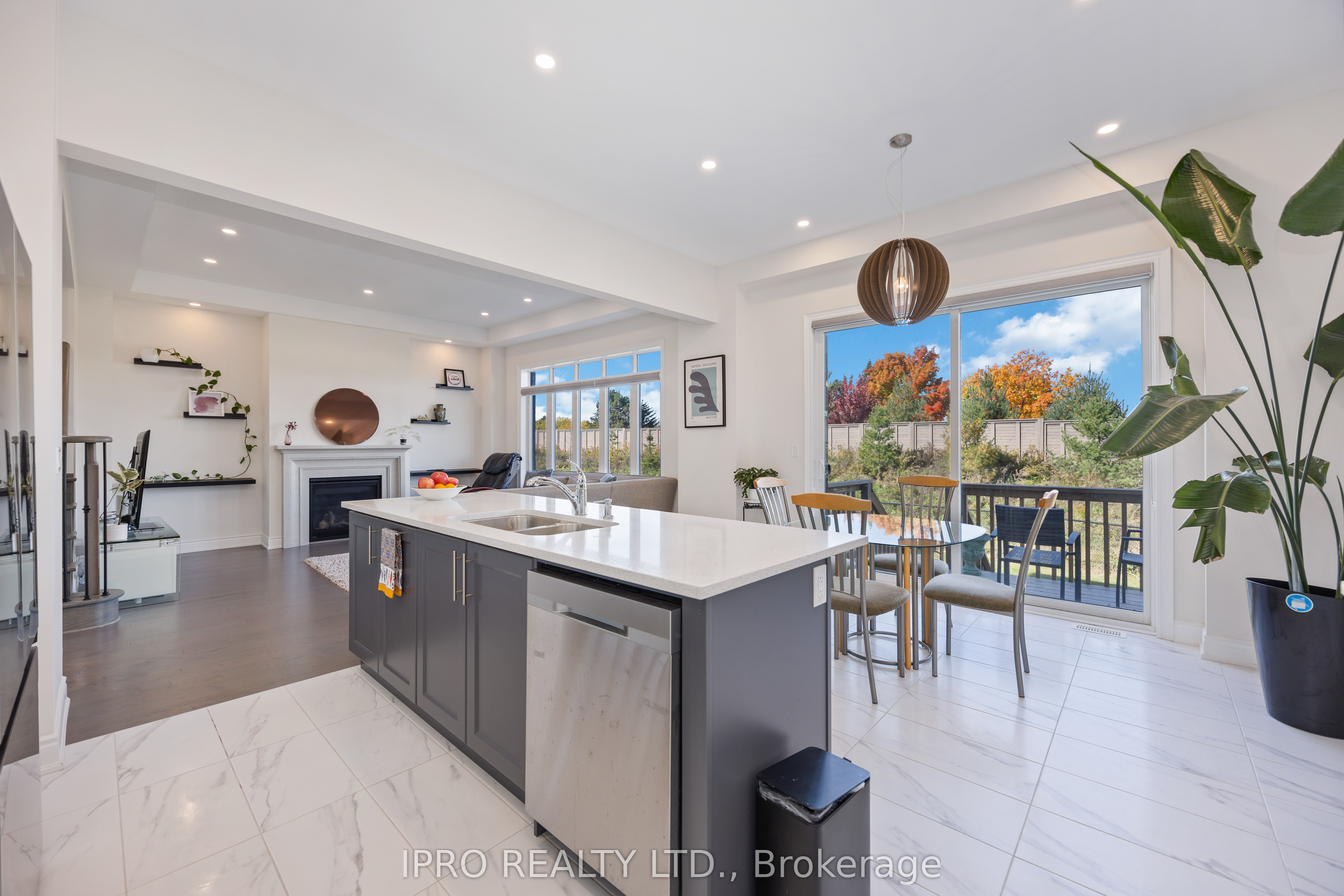 99 Black Walnut Court