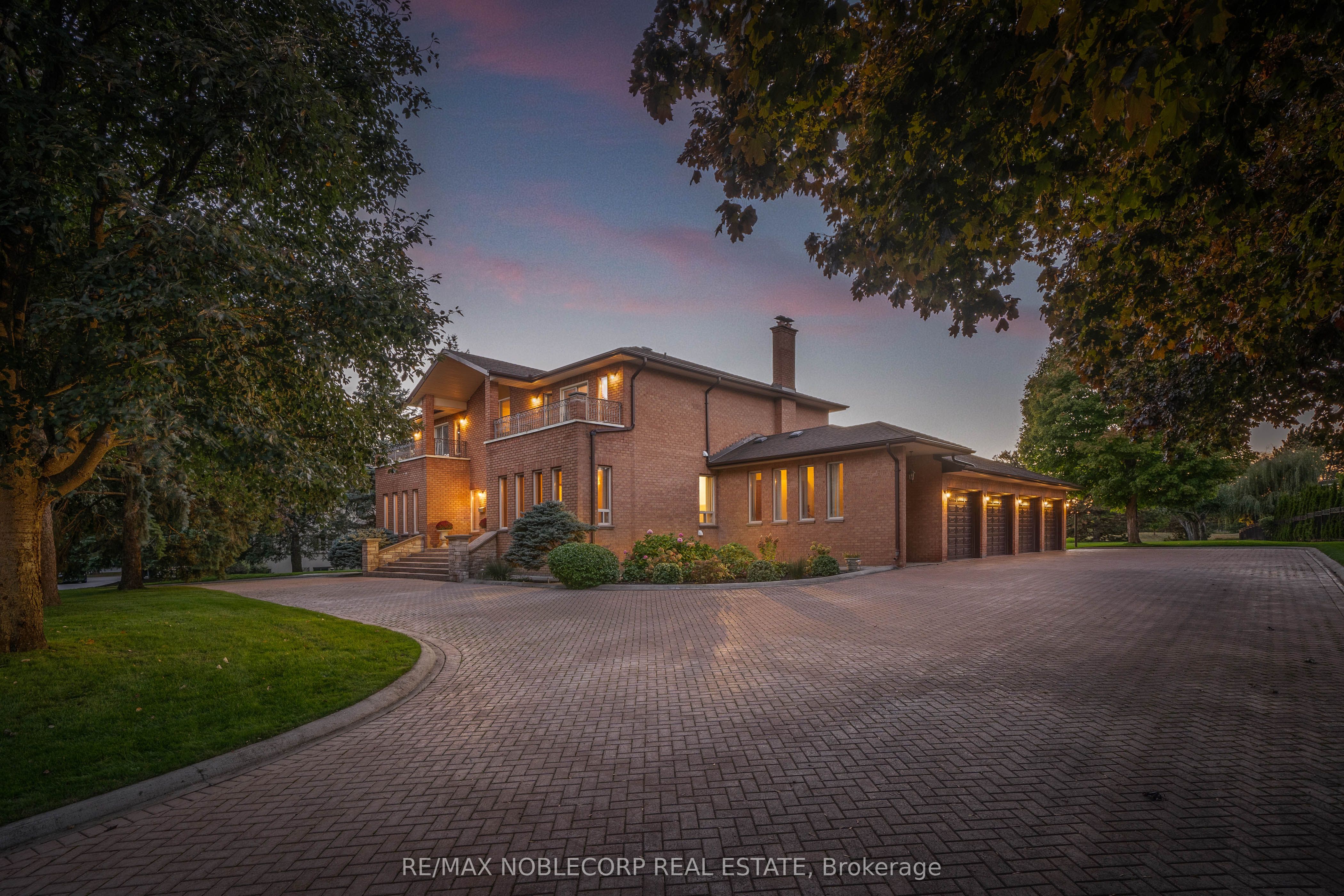 72 Balding Boulevard