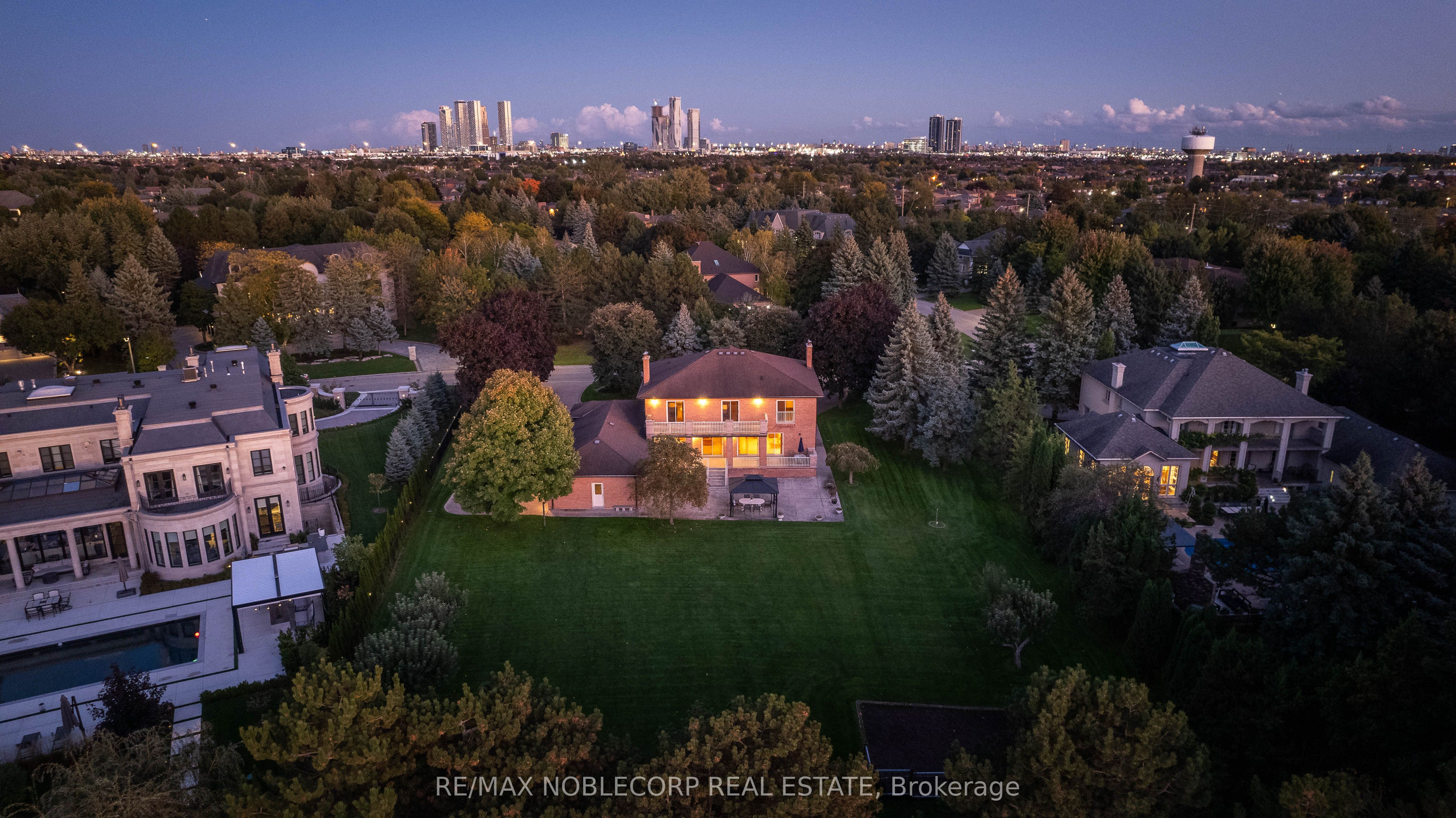 72 Balding Boulevard