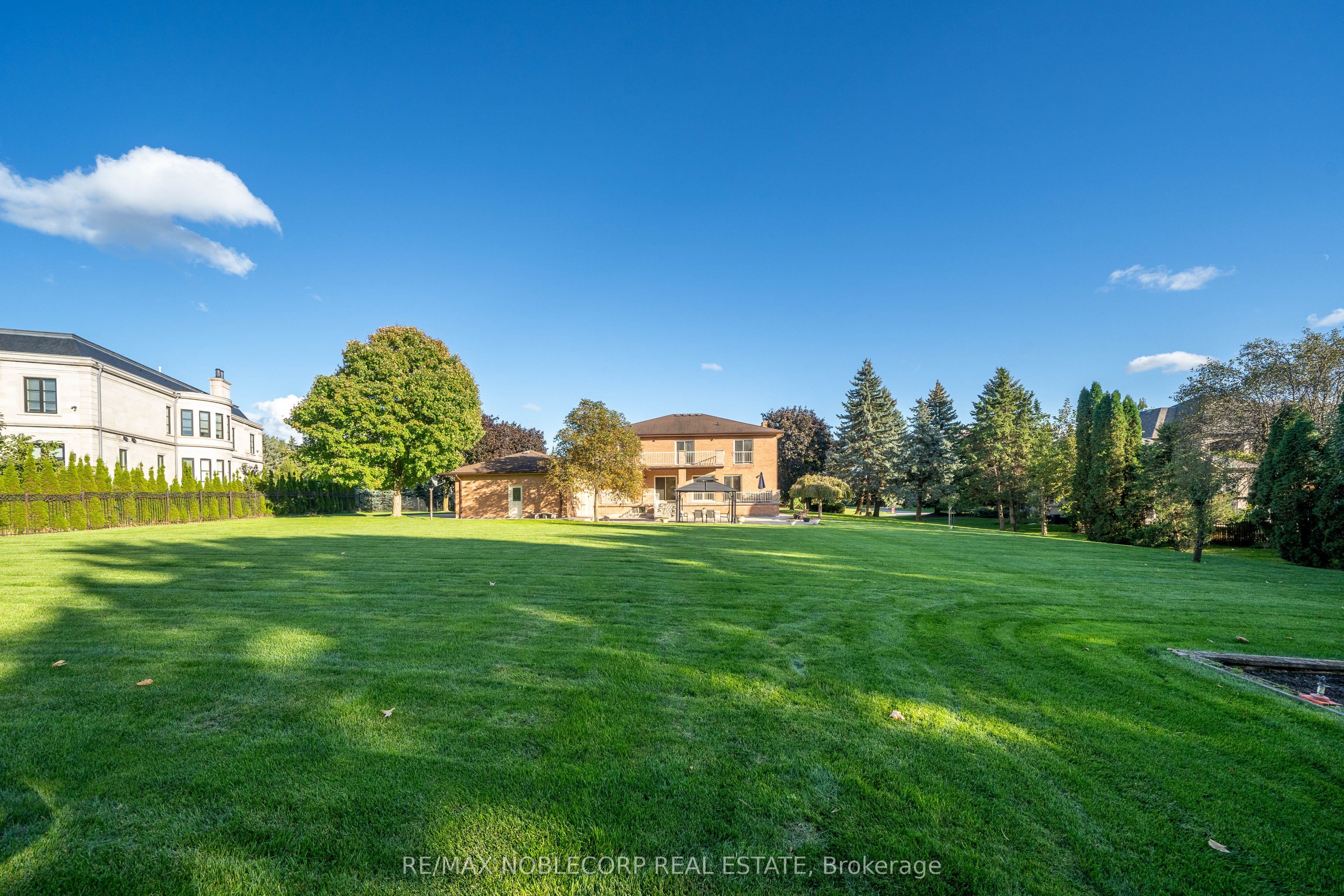 72 Balding Boulevard