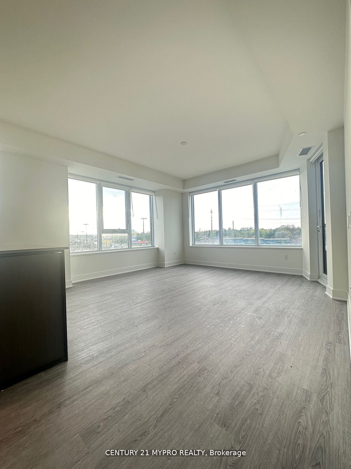 185 Deerfield Road, #311