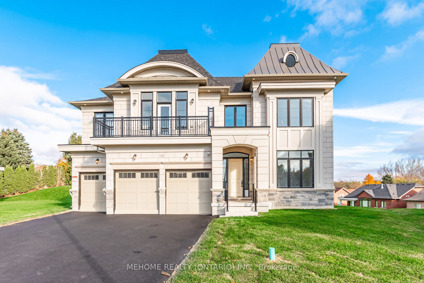 15 Kenneth Campbell Court