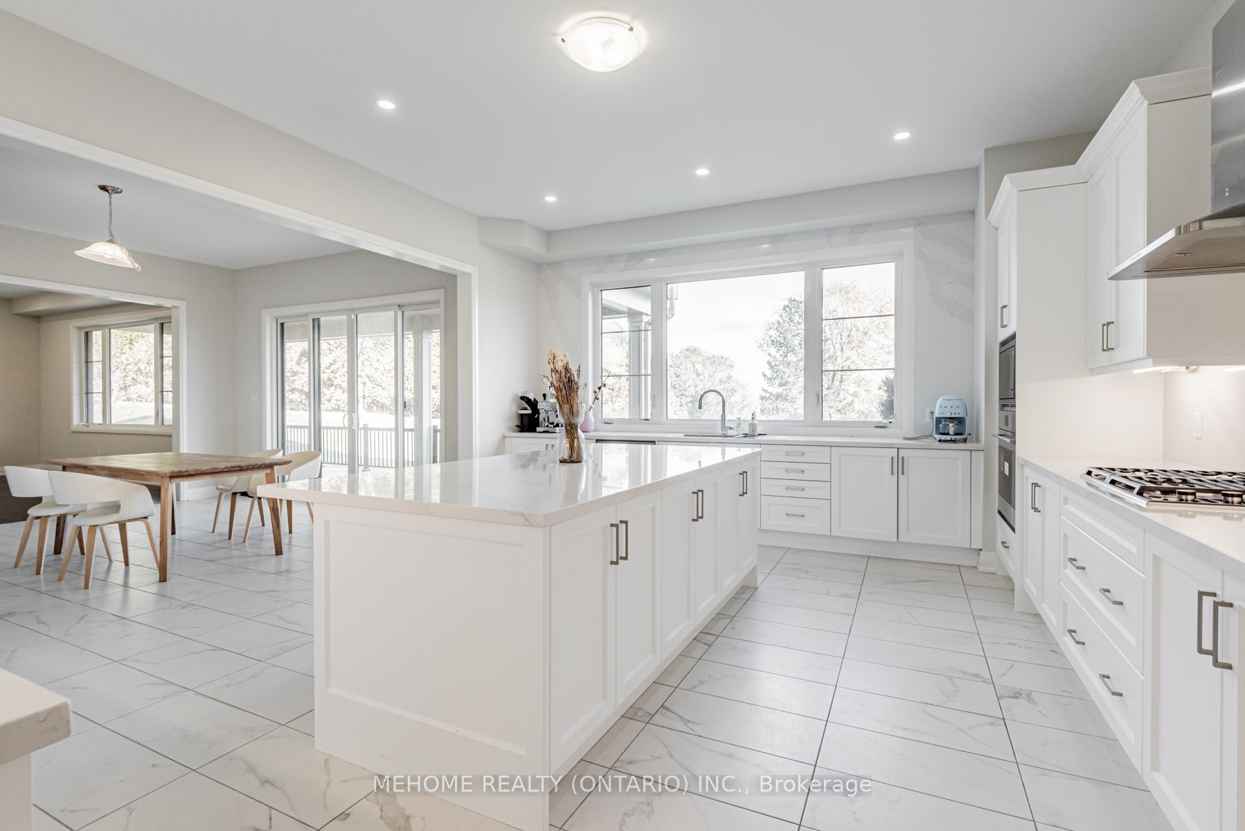 15 Kenneth Campbell Court